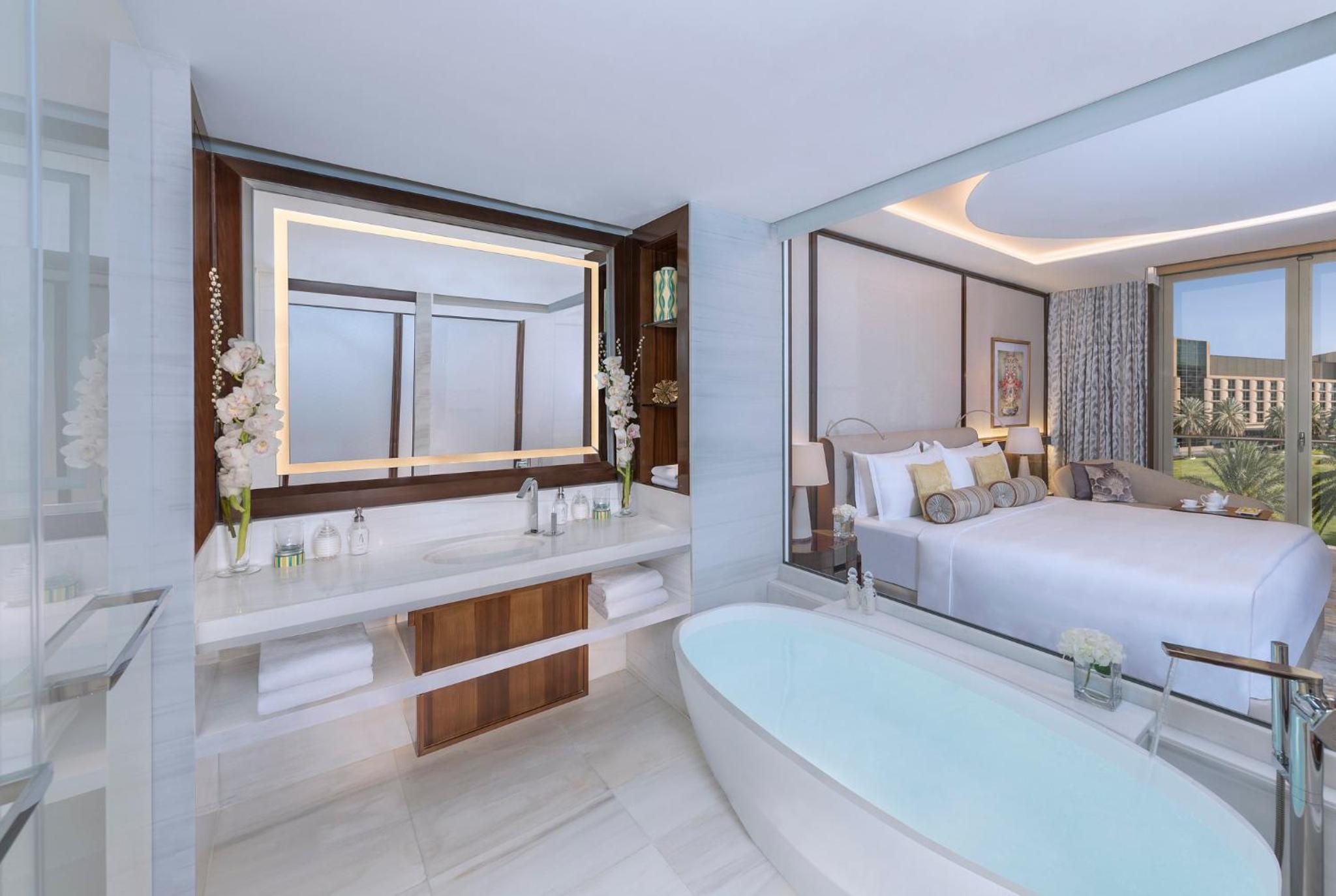 Deluxe Room Twin