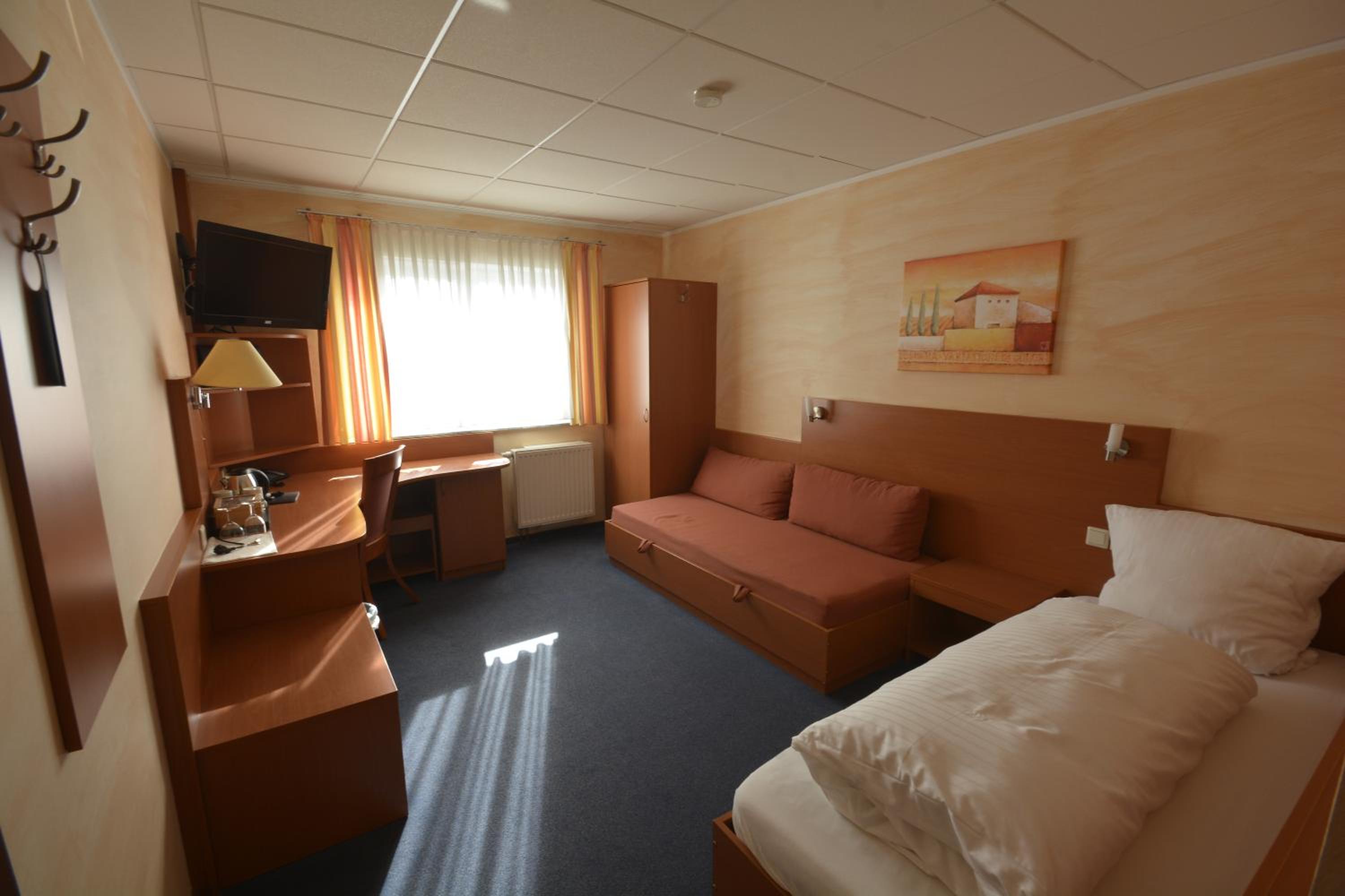 Single Room photo 1