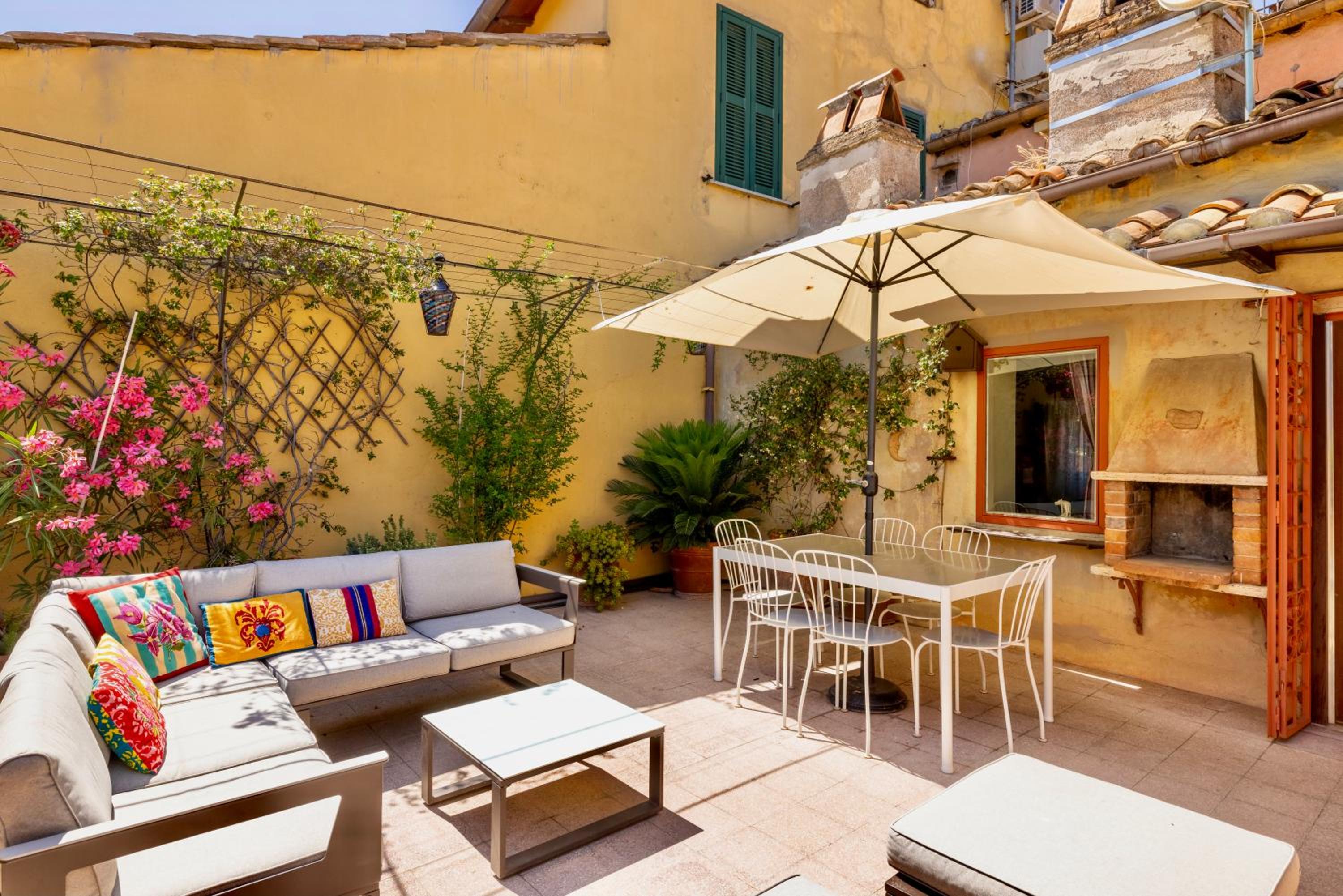 Two Bedrooms Apartment with Terrace Vacanze Romane photo 2