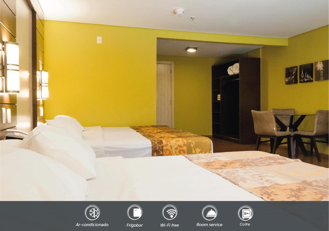 Deluxe Family Room photo 1