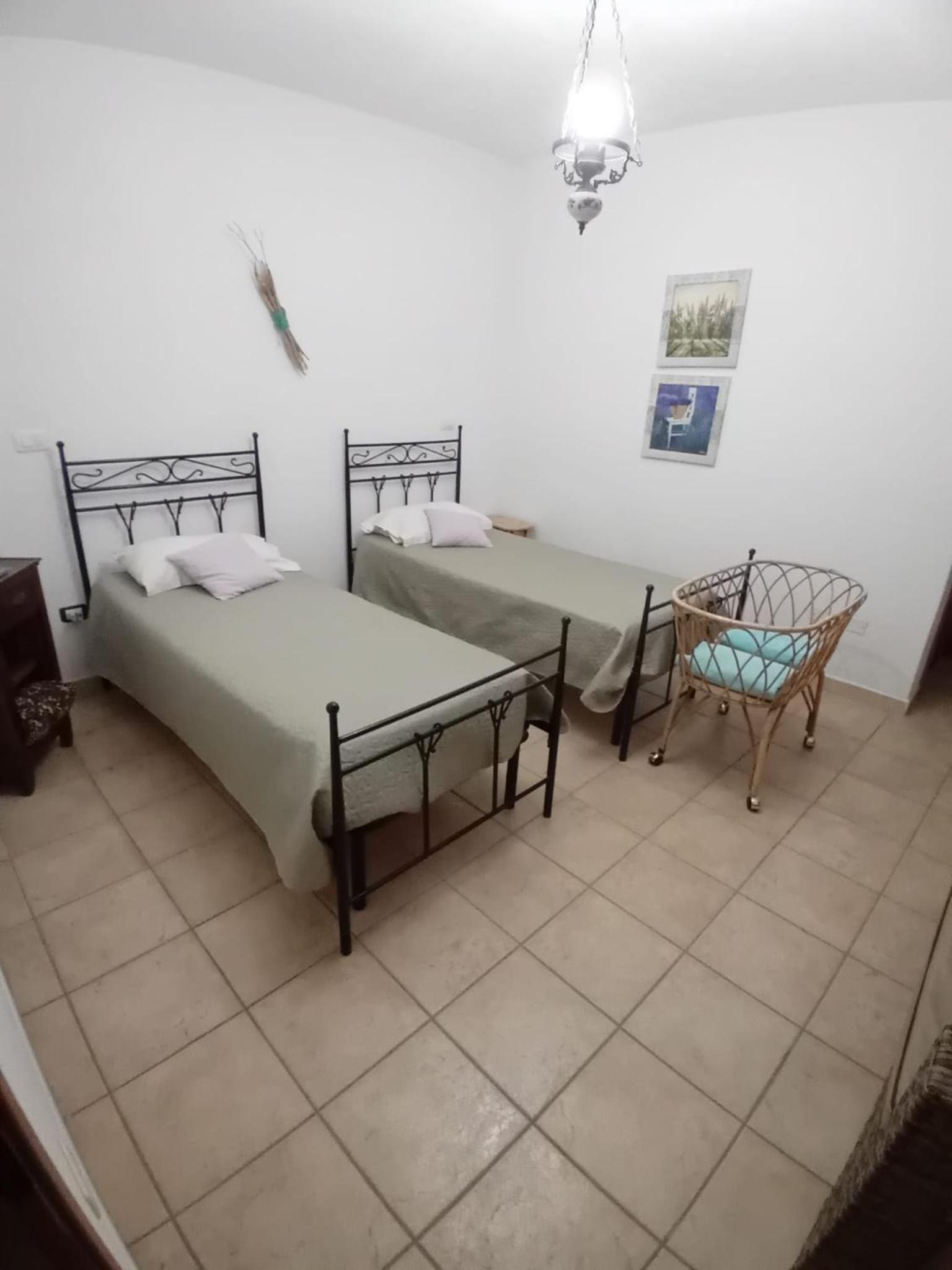 Double Room with Terrace - Photo 2
