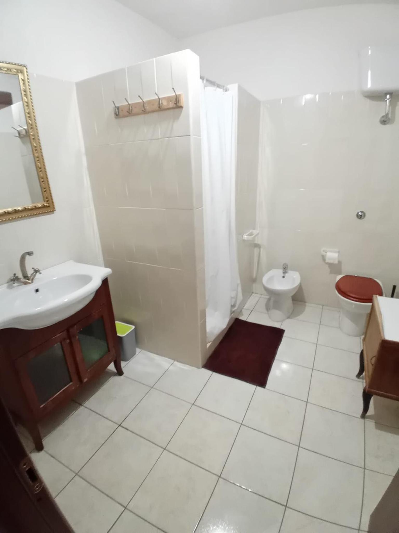 Double Room with Extra Bed - Photo 6