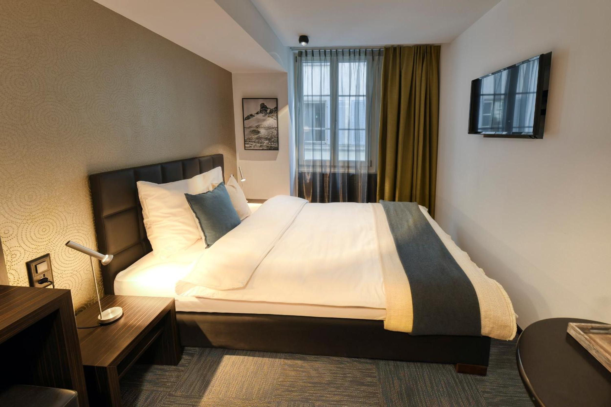 Superior Single Room