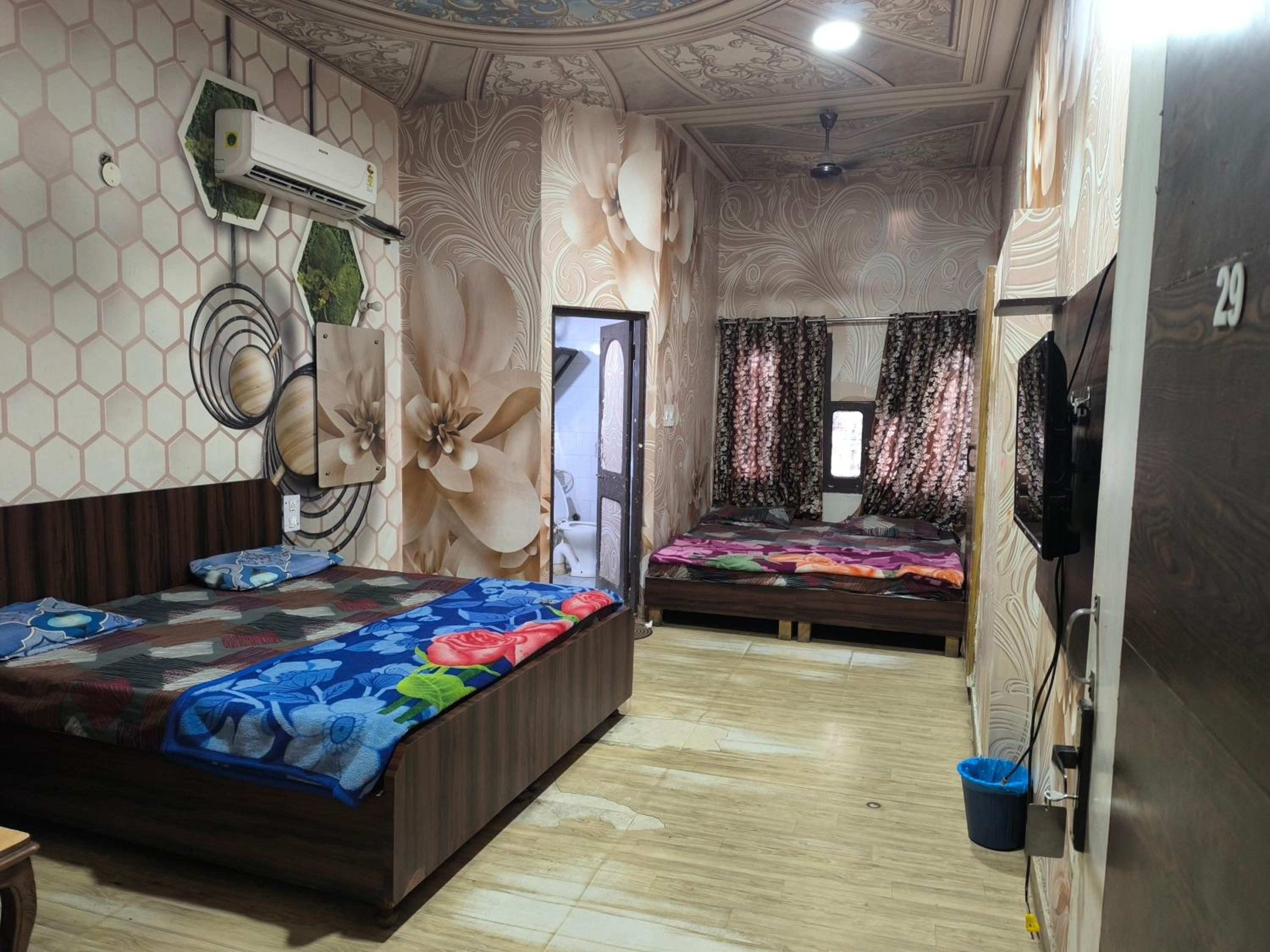 Quadruple Room with Bathroom