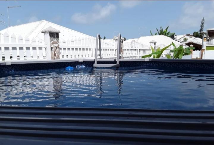 Three-Bedroom Villa photo 1