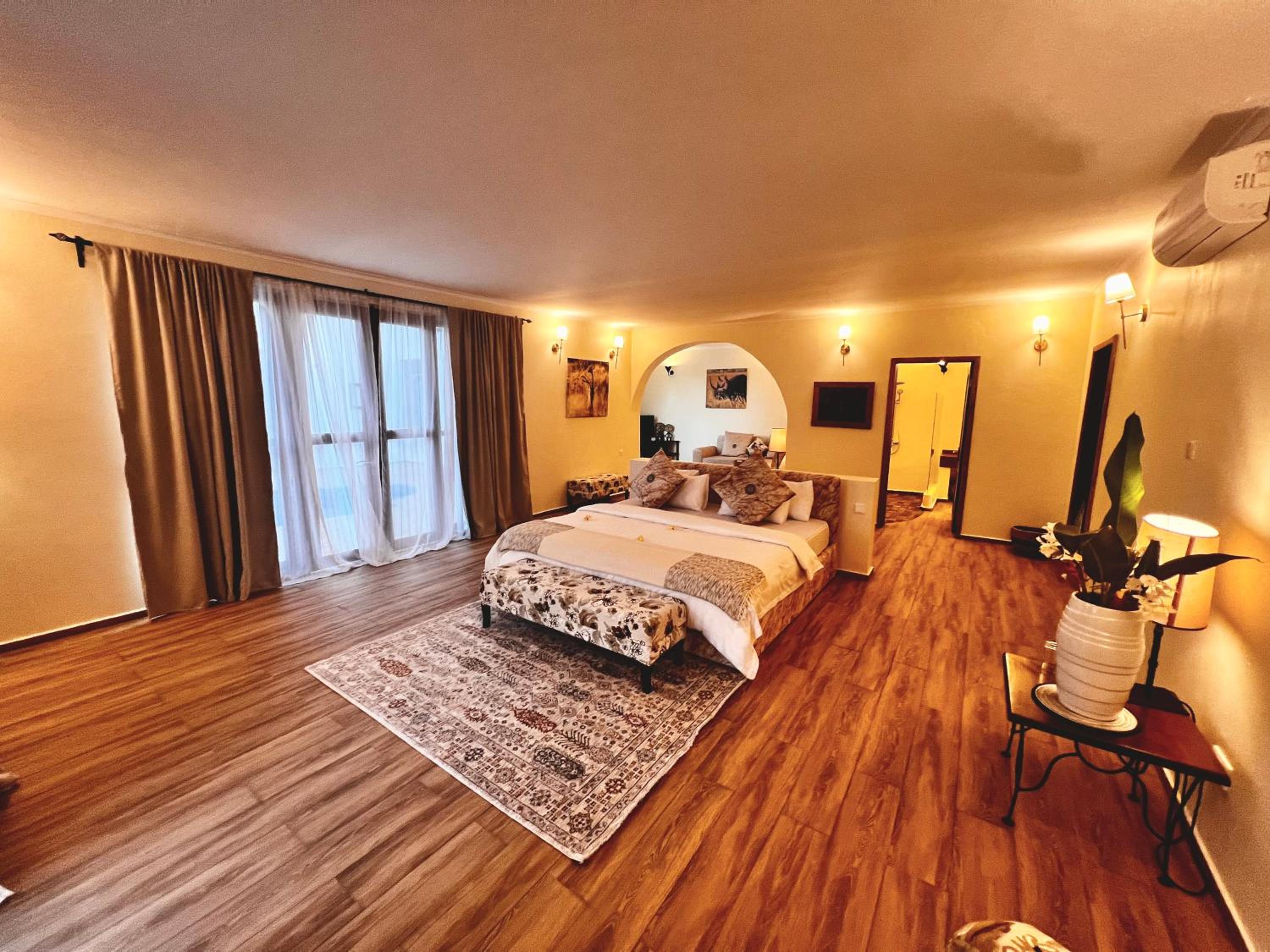 Presidential Suite photo 1