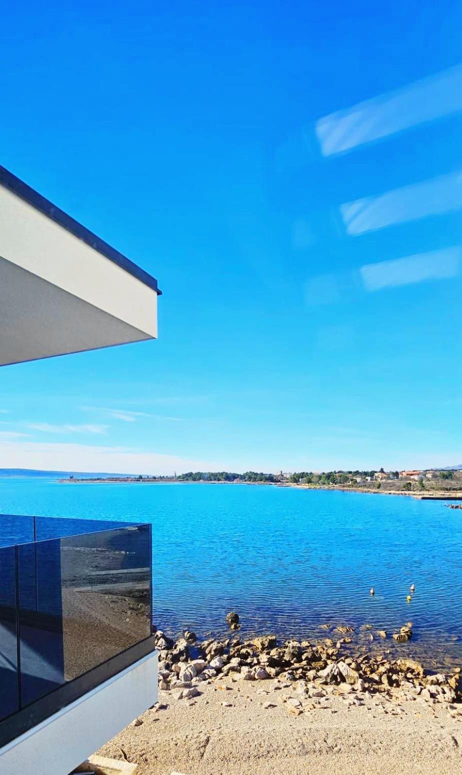 Villa - Beach Front photo 2