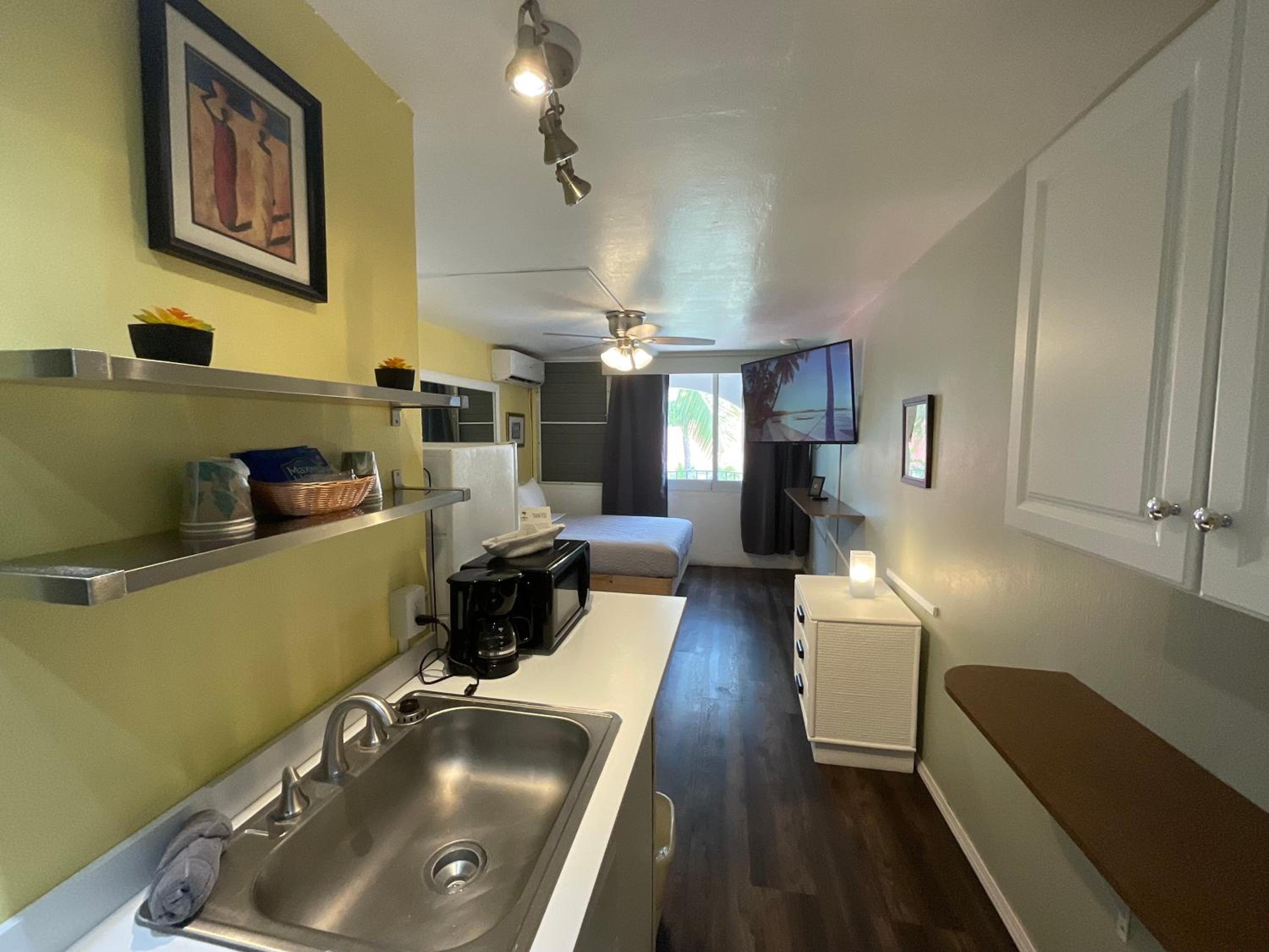 Double Room (1 Adult + 1 Child)