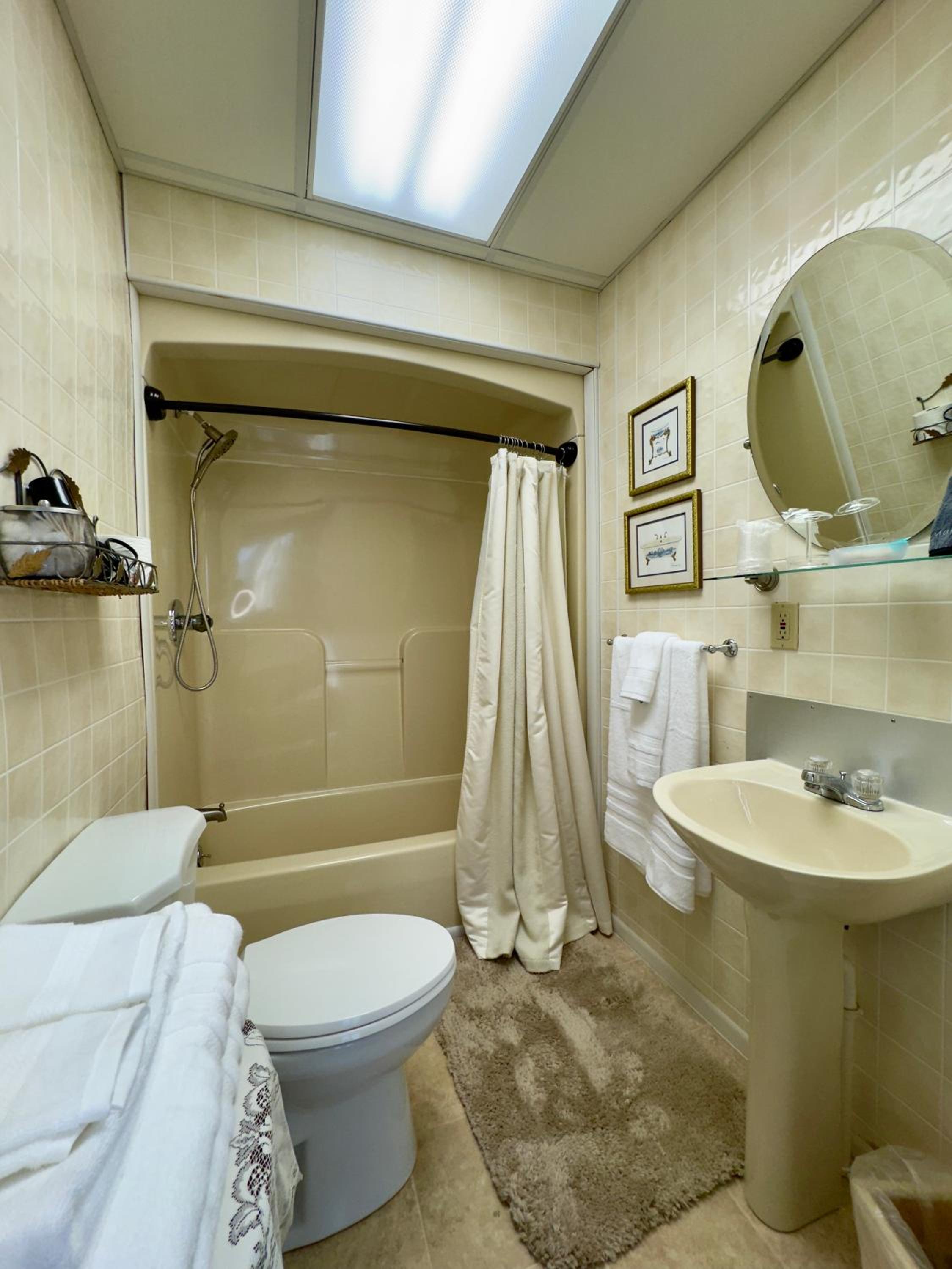 Deluxe Triple Room photo 2
