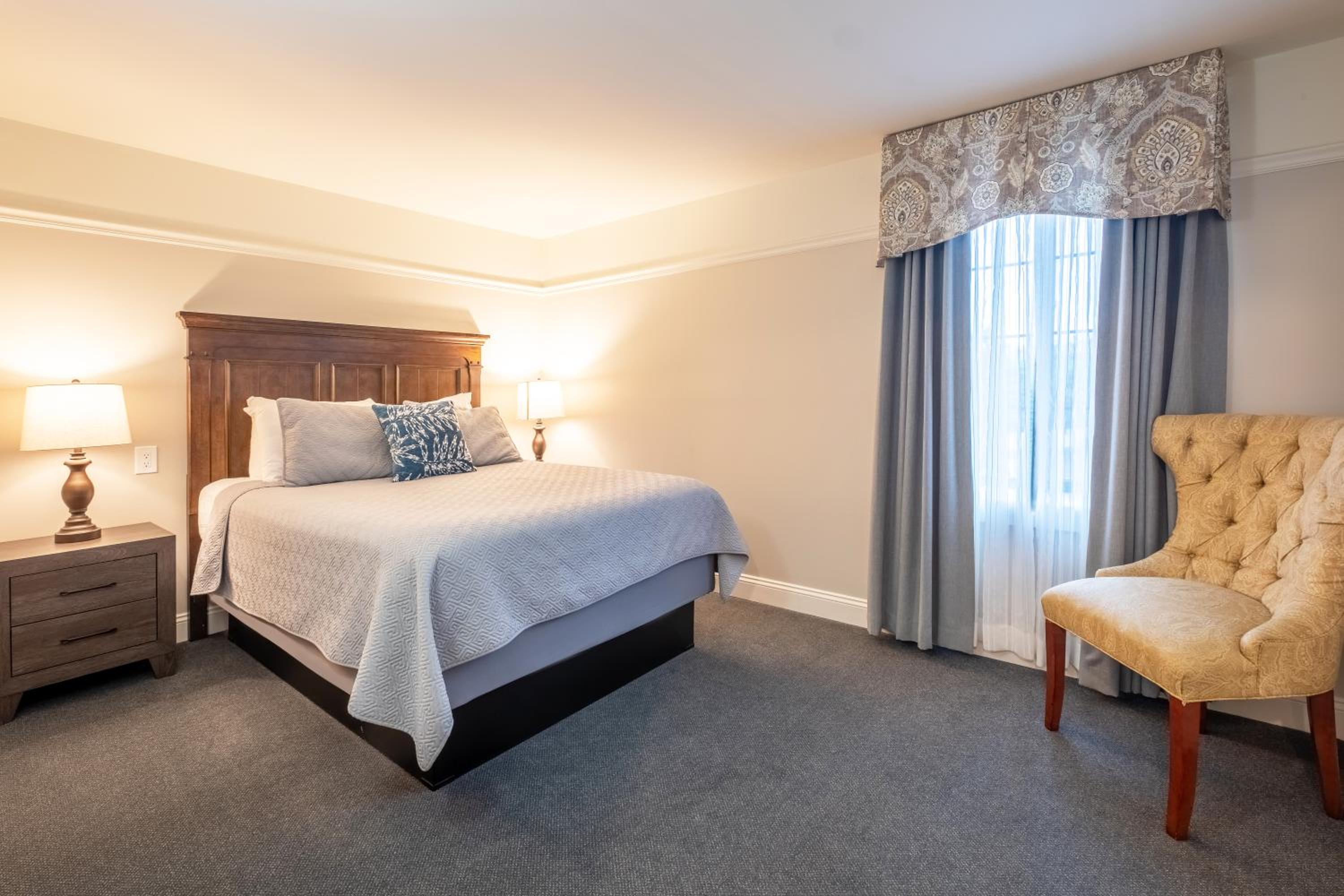 The Stratford Two Bedroom Two Bathroom Suite photo 1