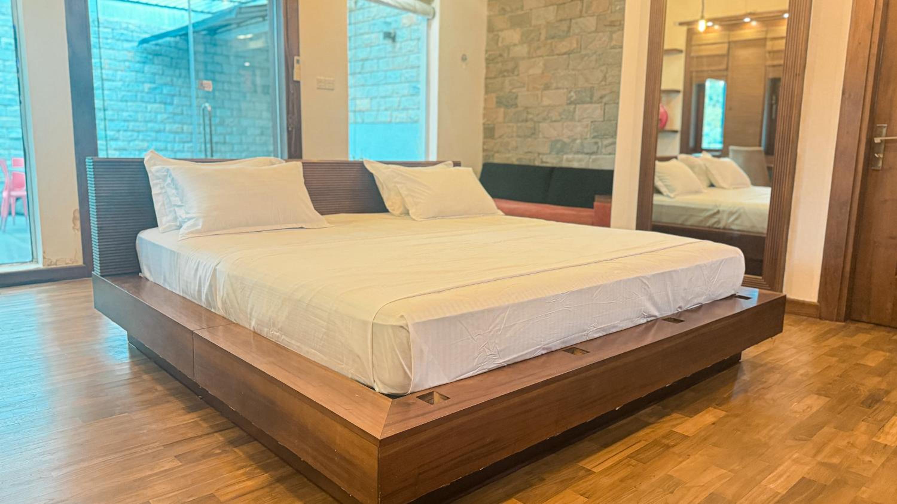 King Room With Balcony photo 1