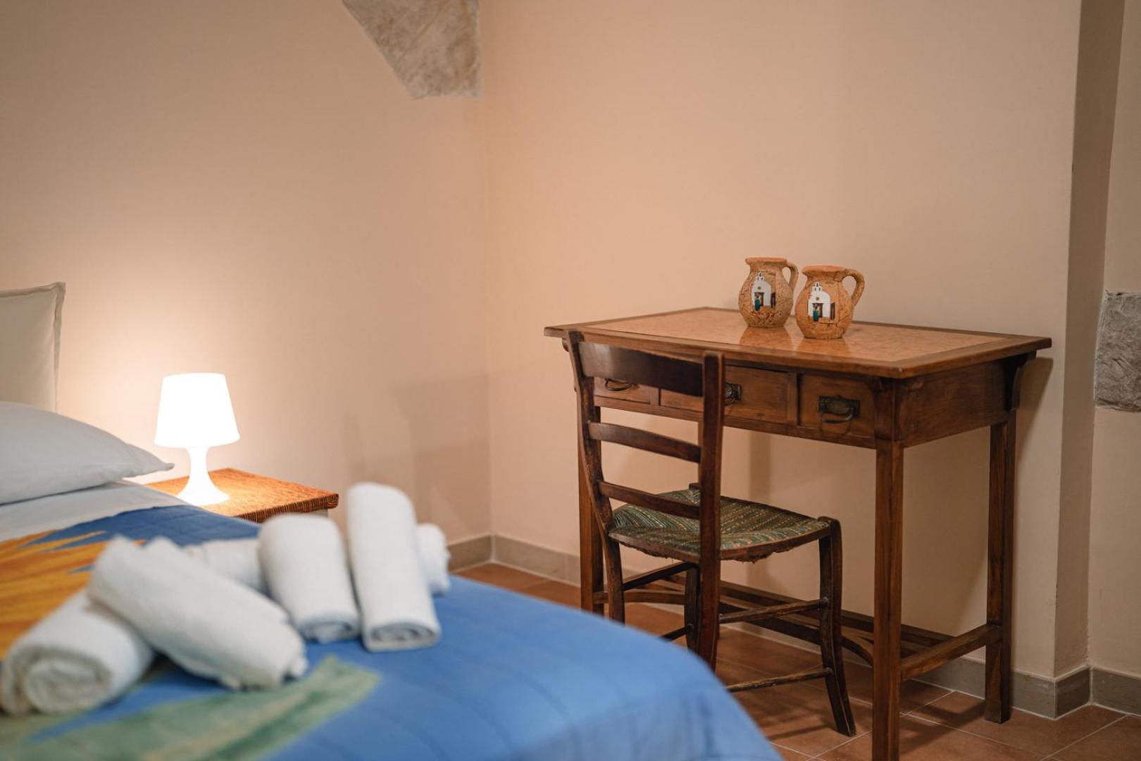 Large Double Room photo 2