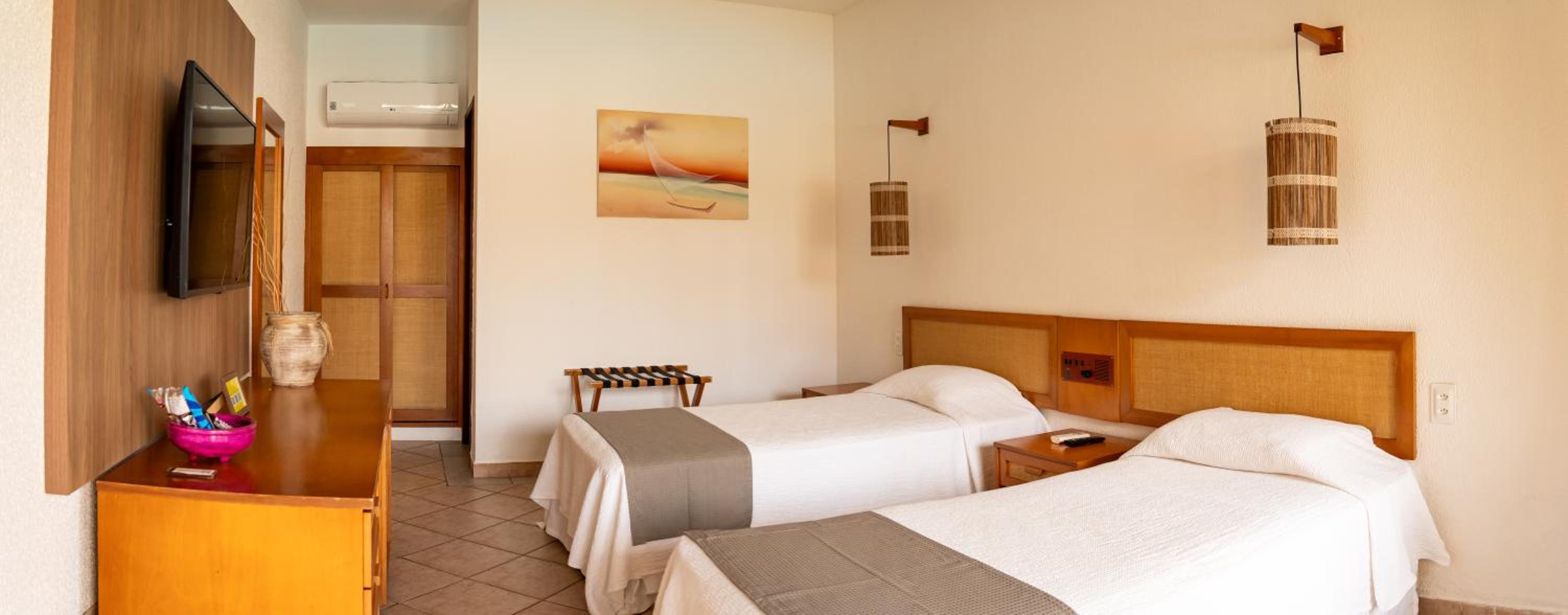 Double Or Twin Room photo 2