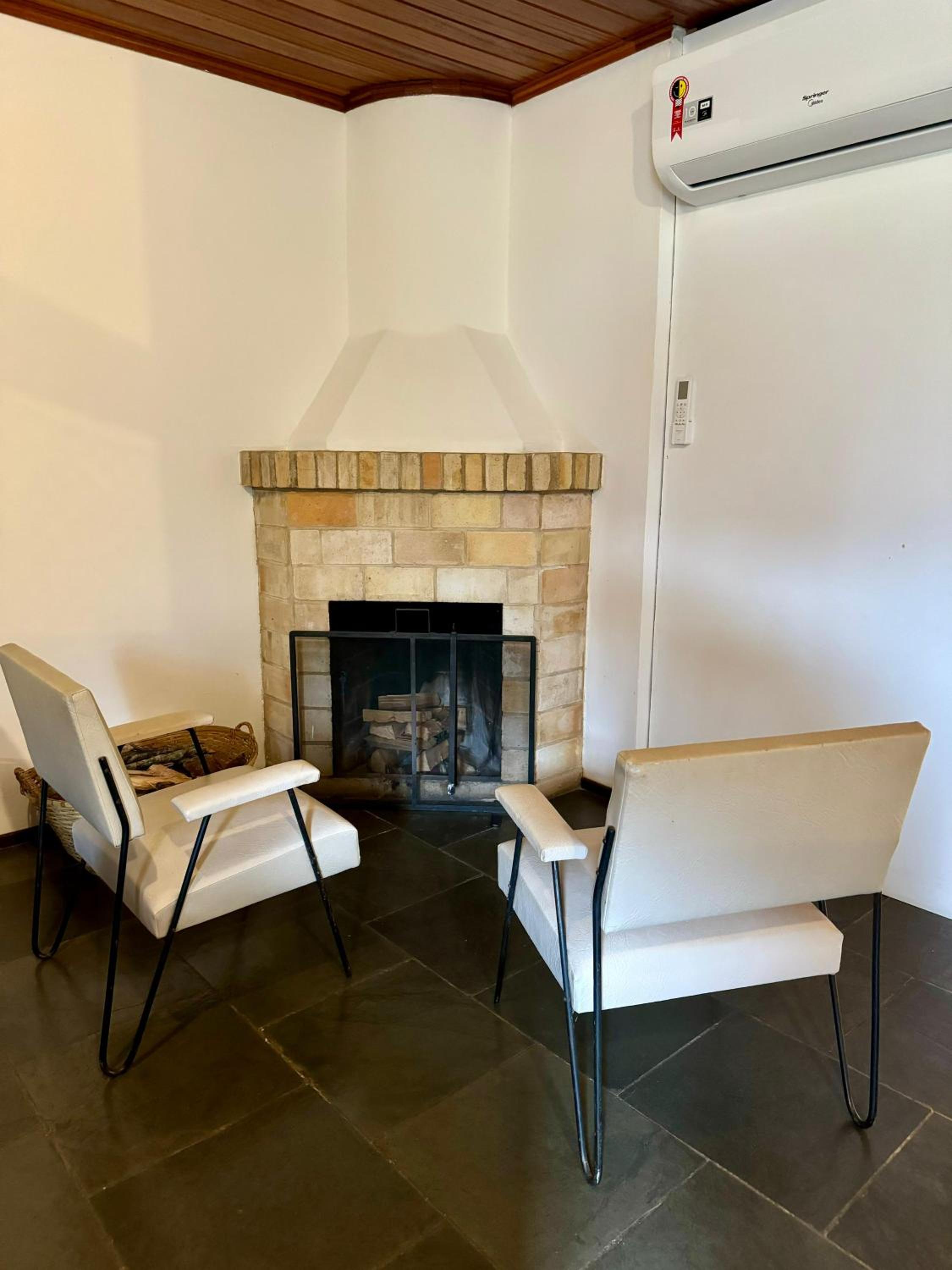 Deluxe Family Room photo 2