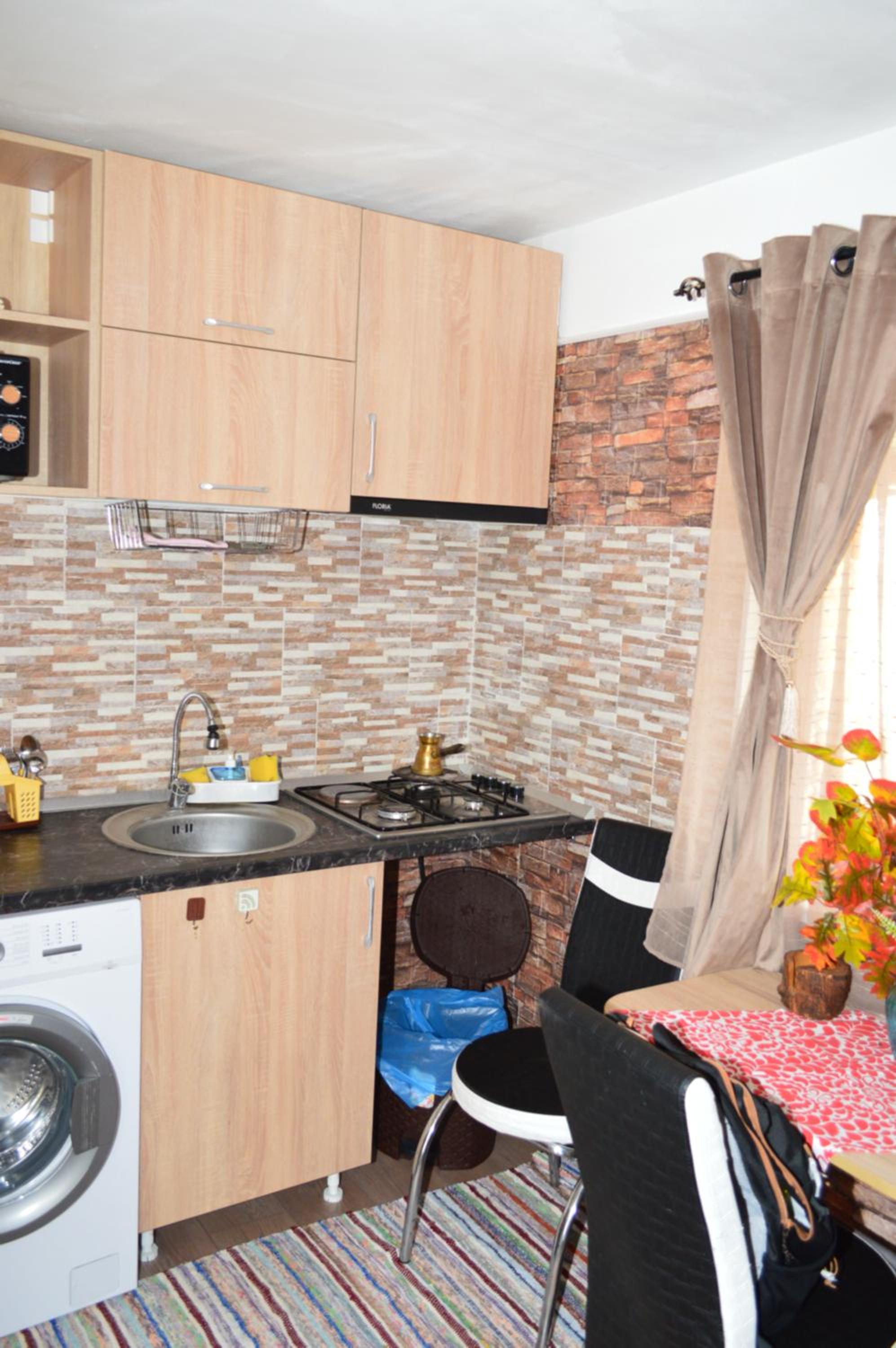 One-Bedroom House - Photo 19
