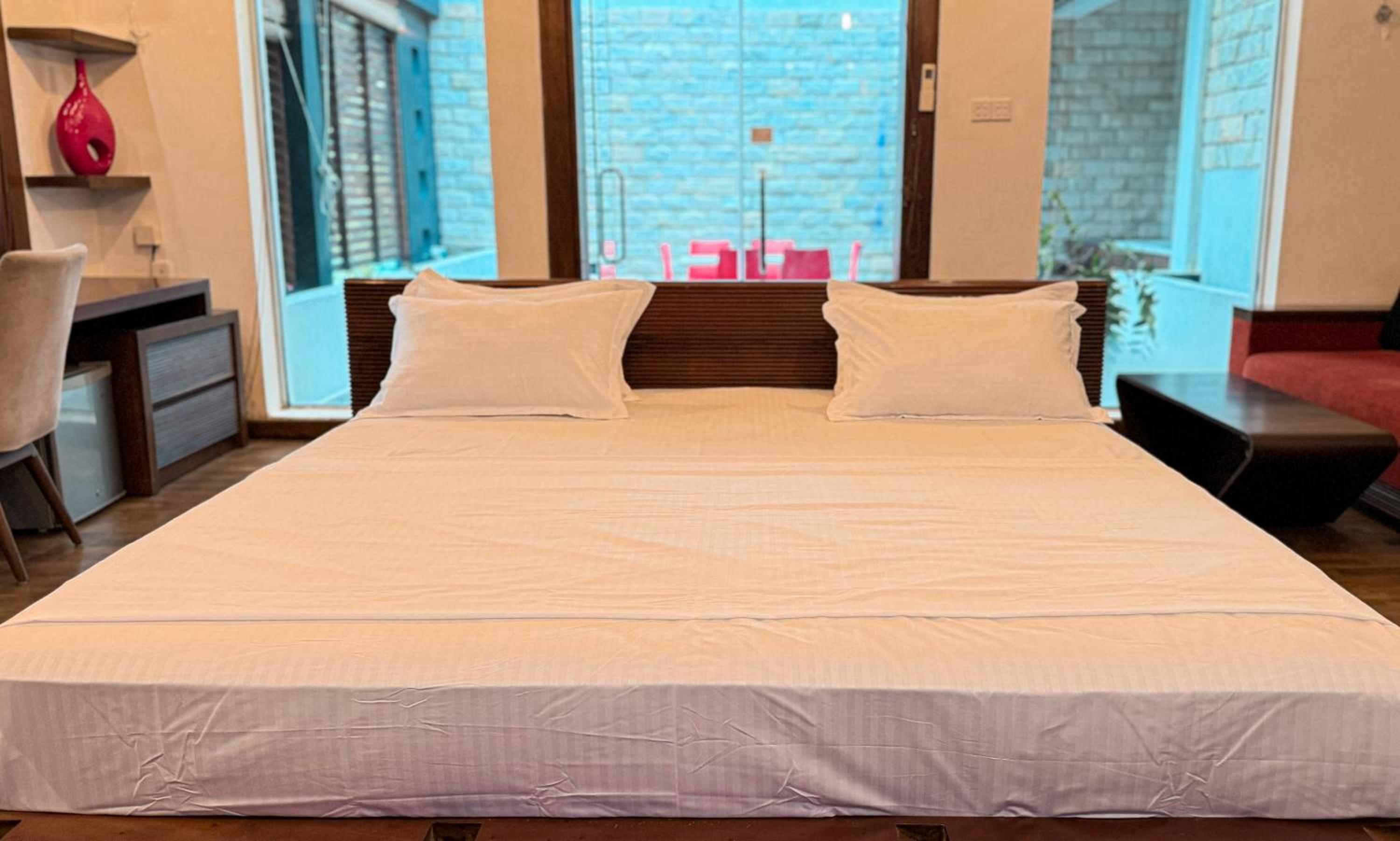 King Room With Balcony photo 3