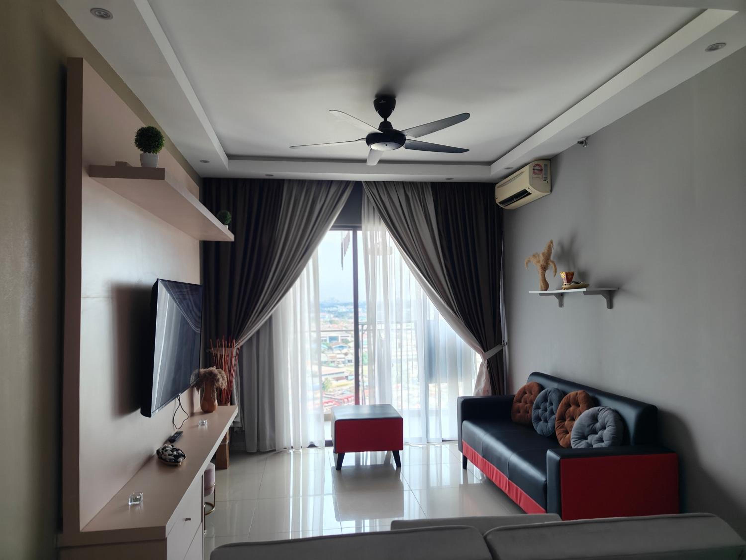One-Bedroom Apartment photo 2
