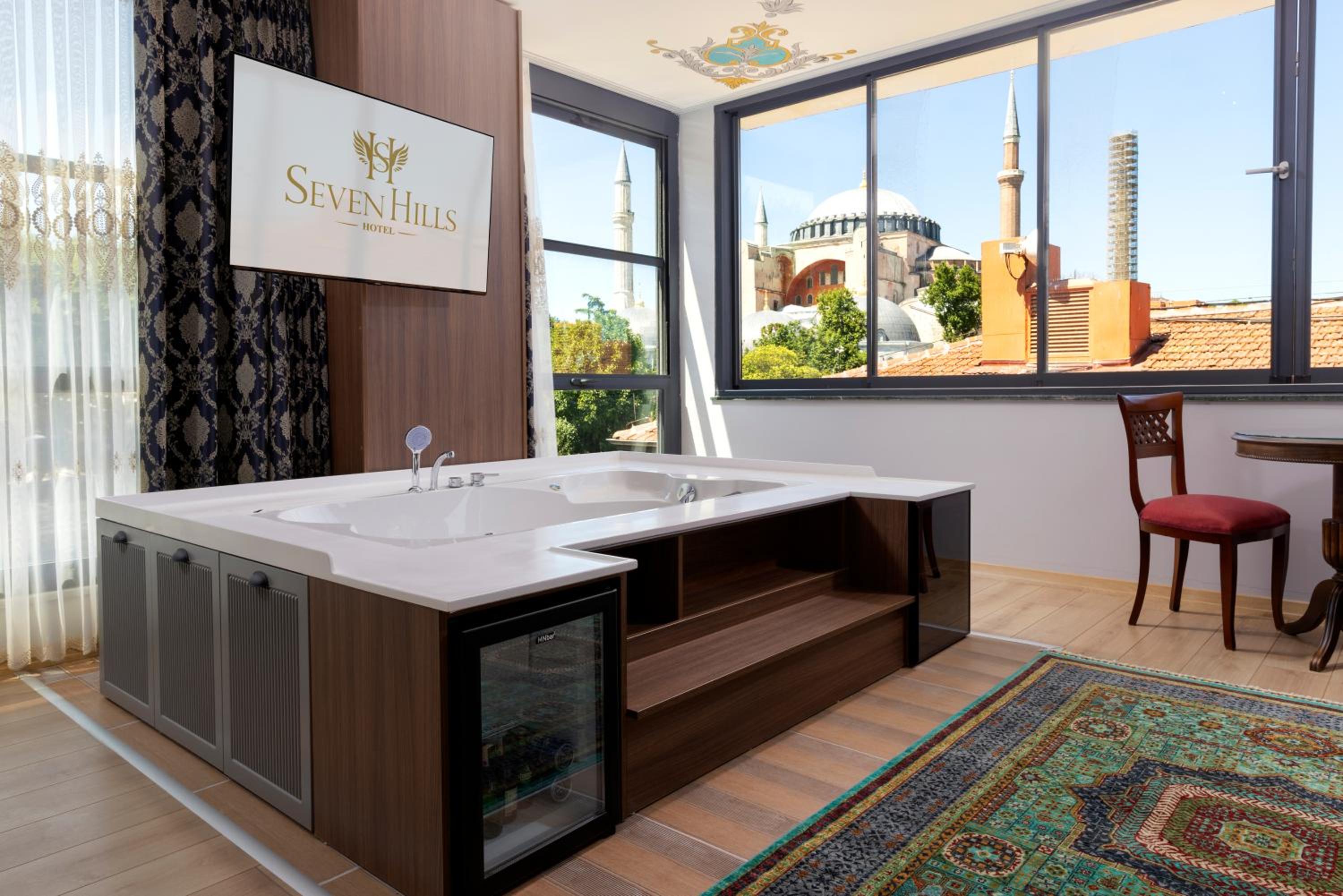 Royal Suite with Hagia Sophia View photo 3