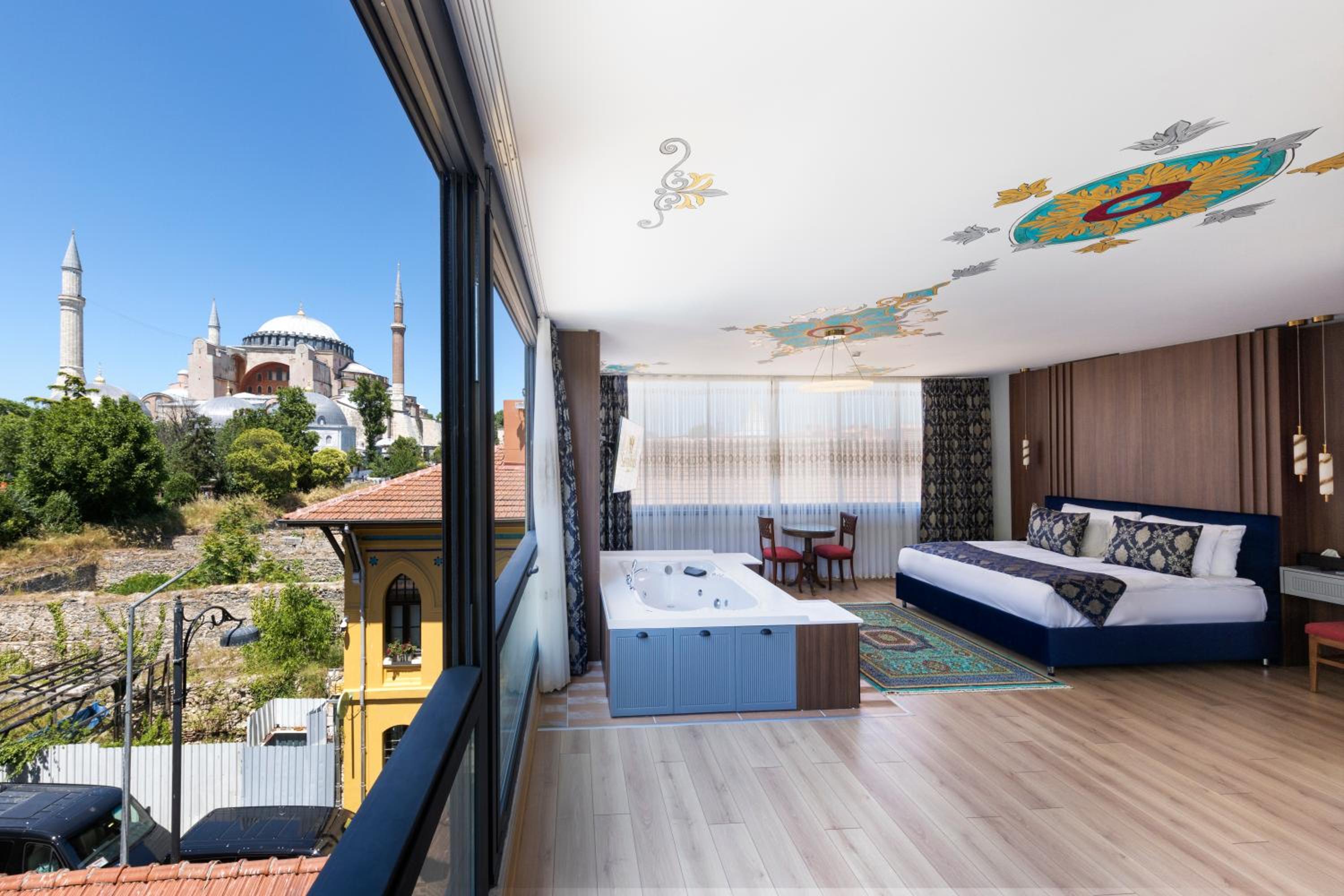 Royal Suite with Hagia Sophia View photo 2