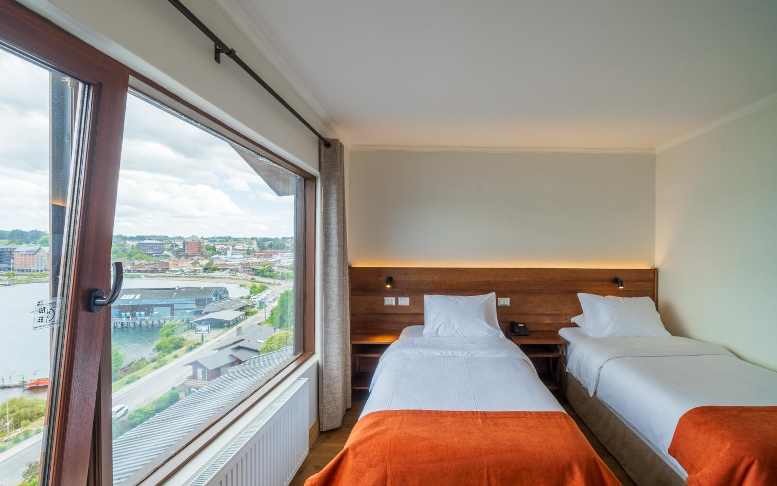 Standard Double or Twin Room - Photo 4