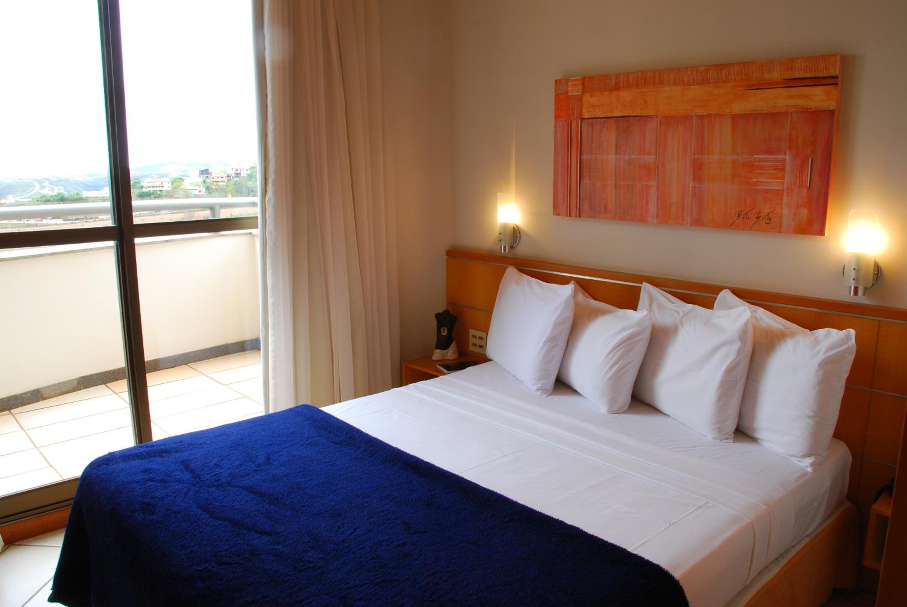 Superior Room with 1 Double Bed and Mountain View photo 2