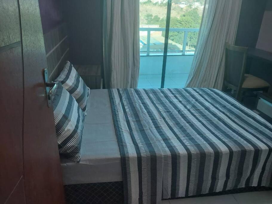 Three-Bedroom Apartment with Mountain View photo 1