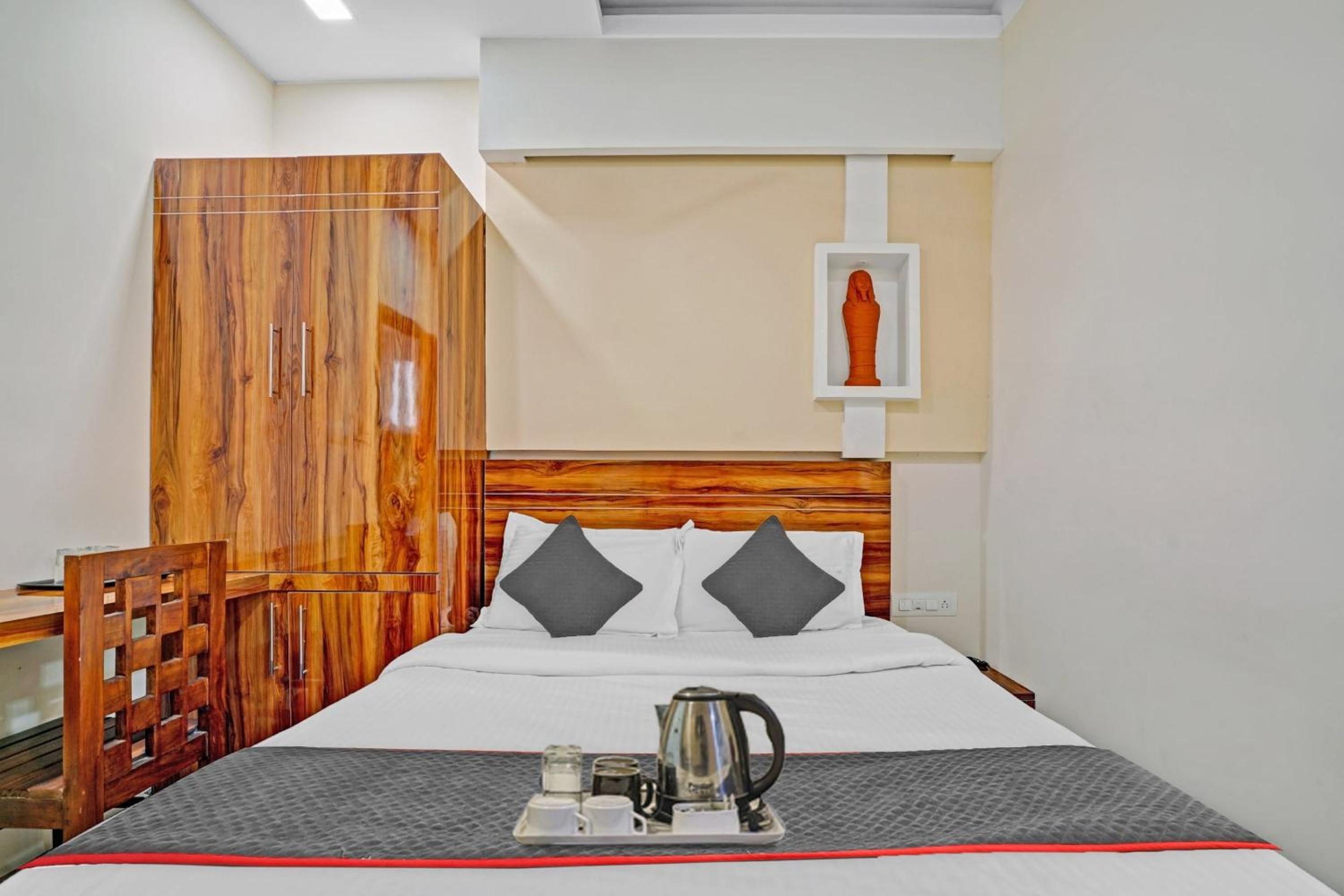 Deluxe Double Room photo 3