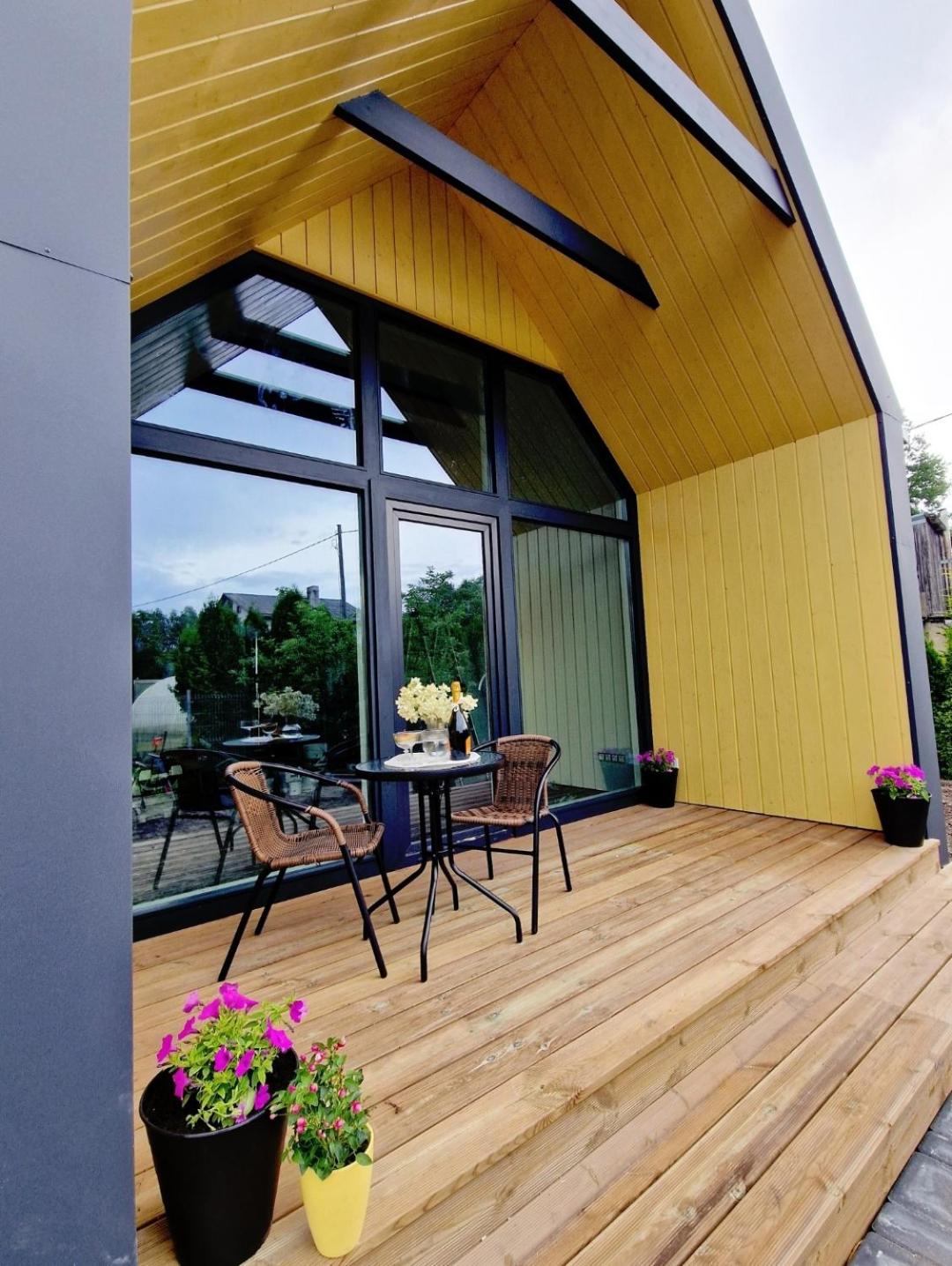 One-Bedroom House photo 1