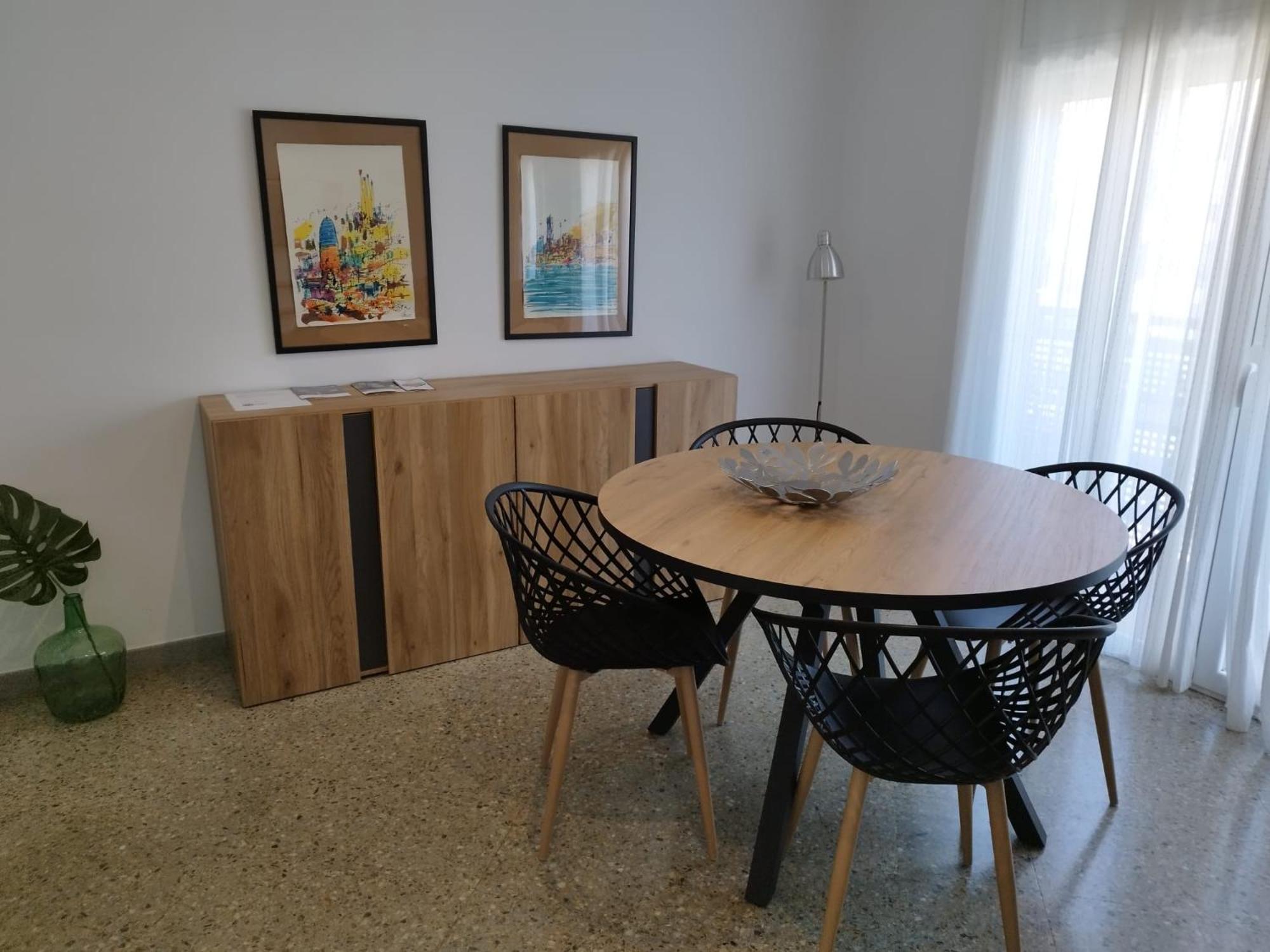 Three-Bedroom Apartment photo 2