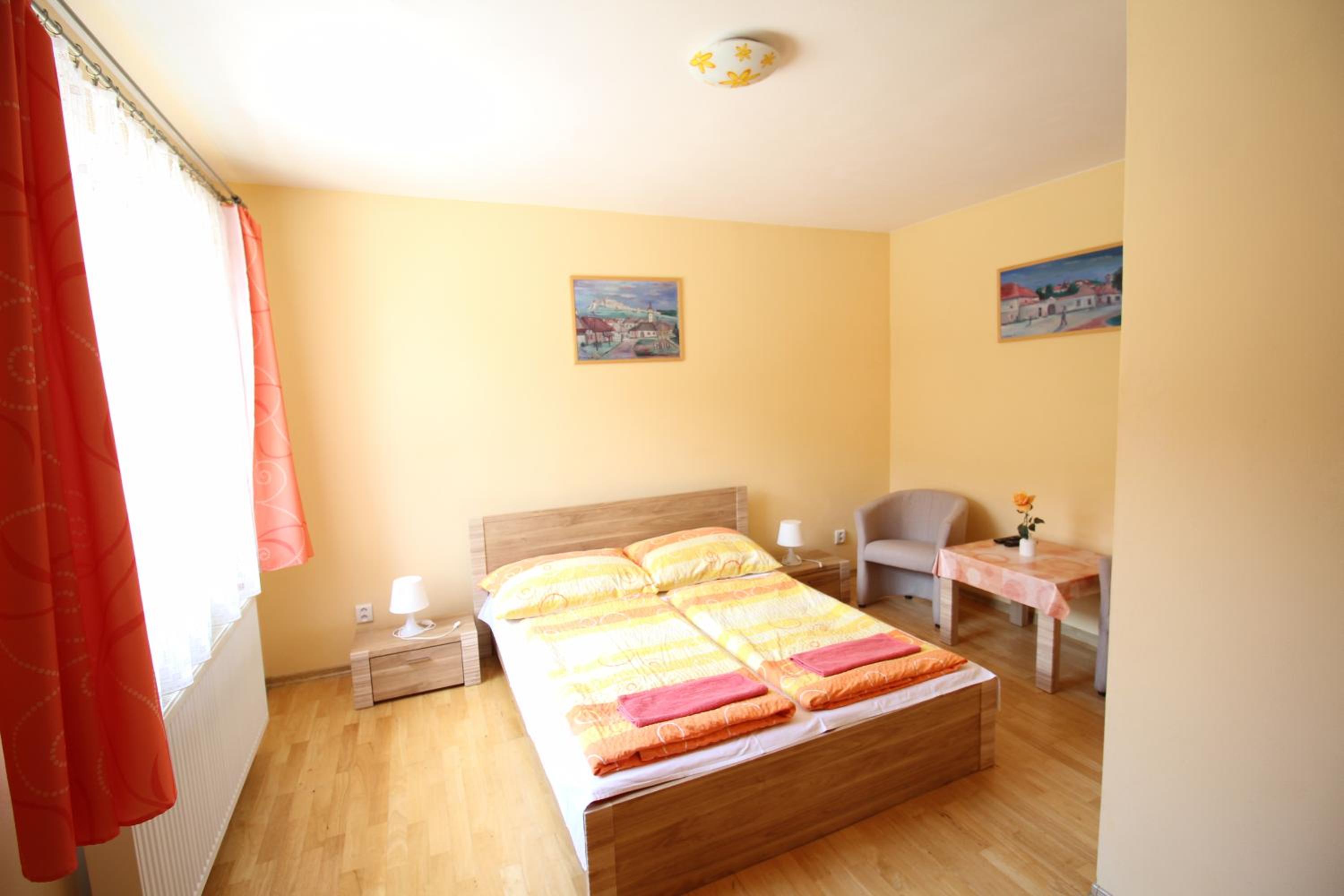Double Room with Private Bathroom photo 3