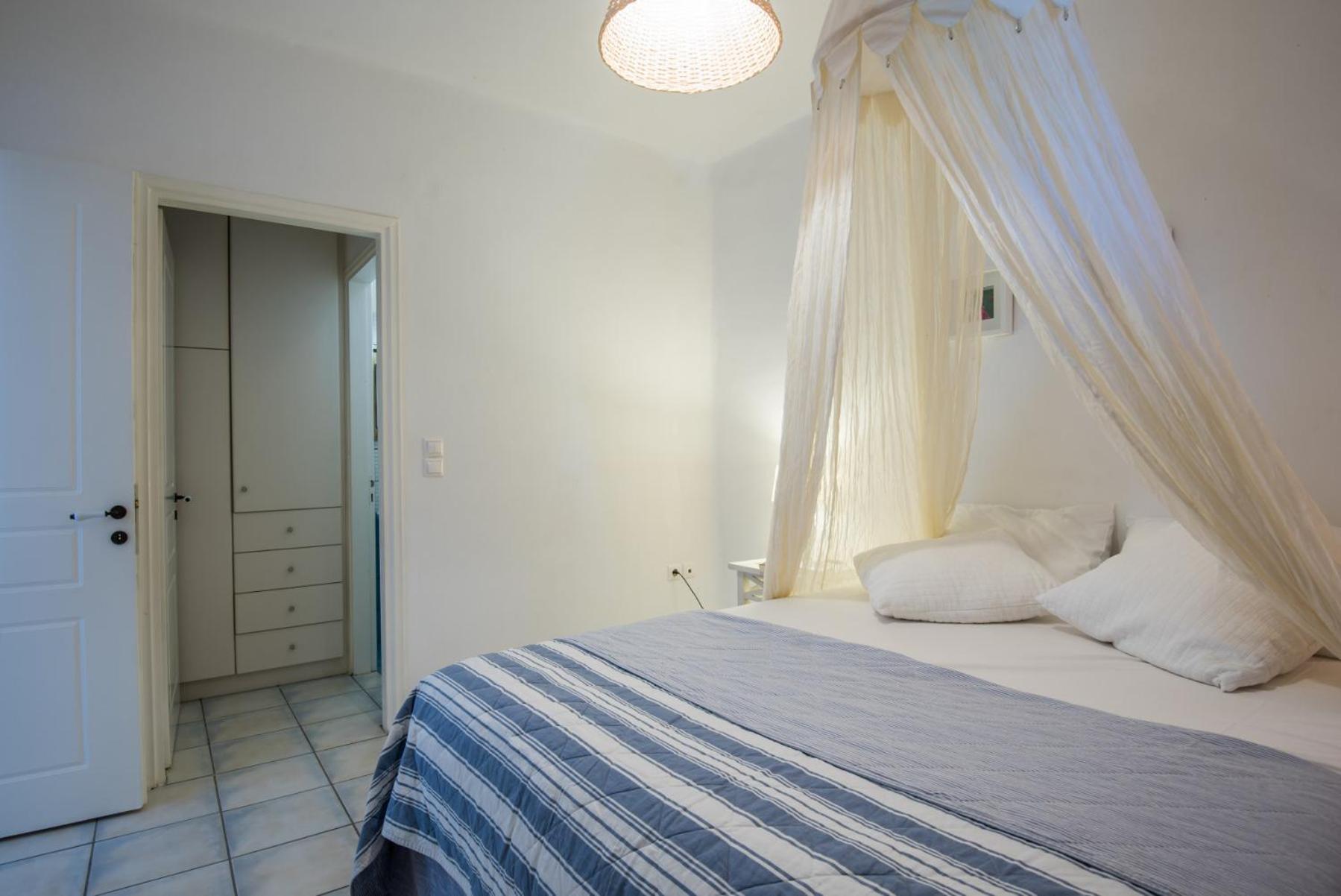 Villa photo 1
