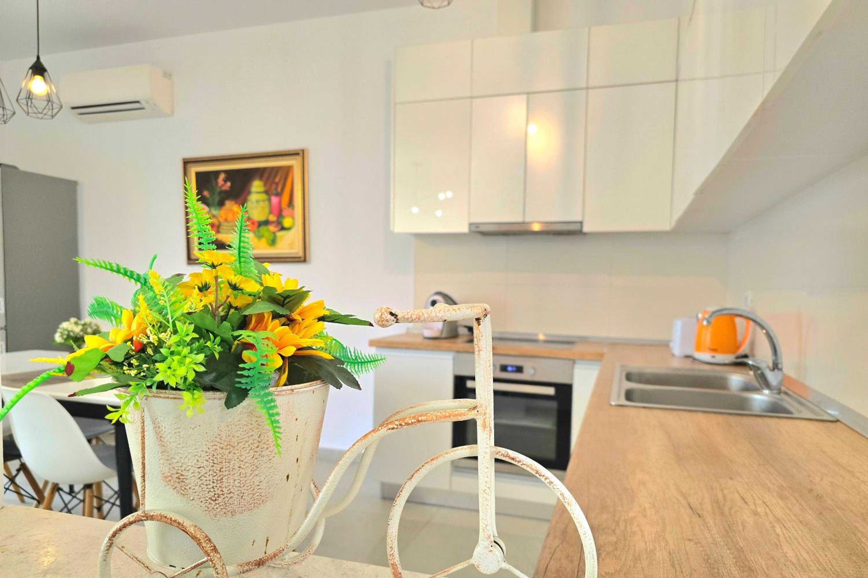 Villa photo 2