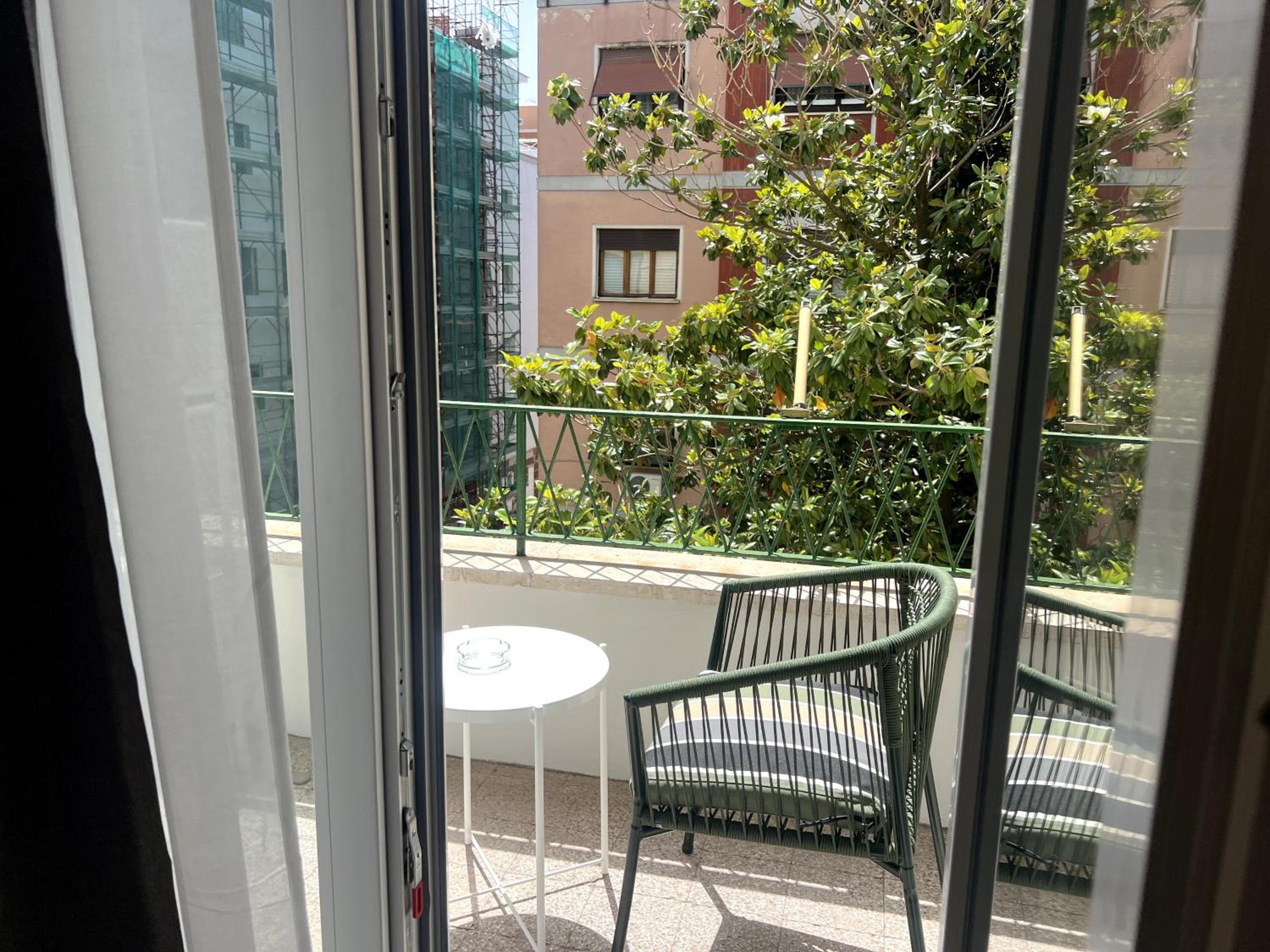 King Room with Balcony photo 3