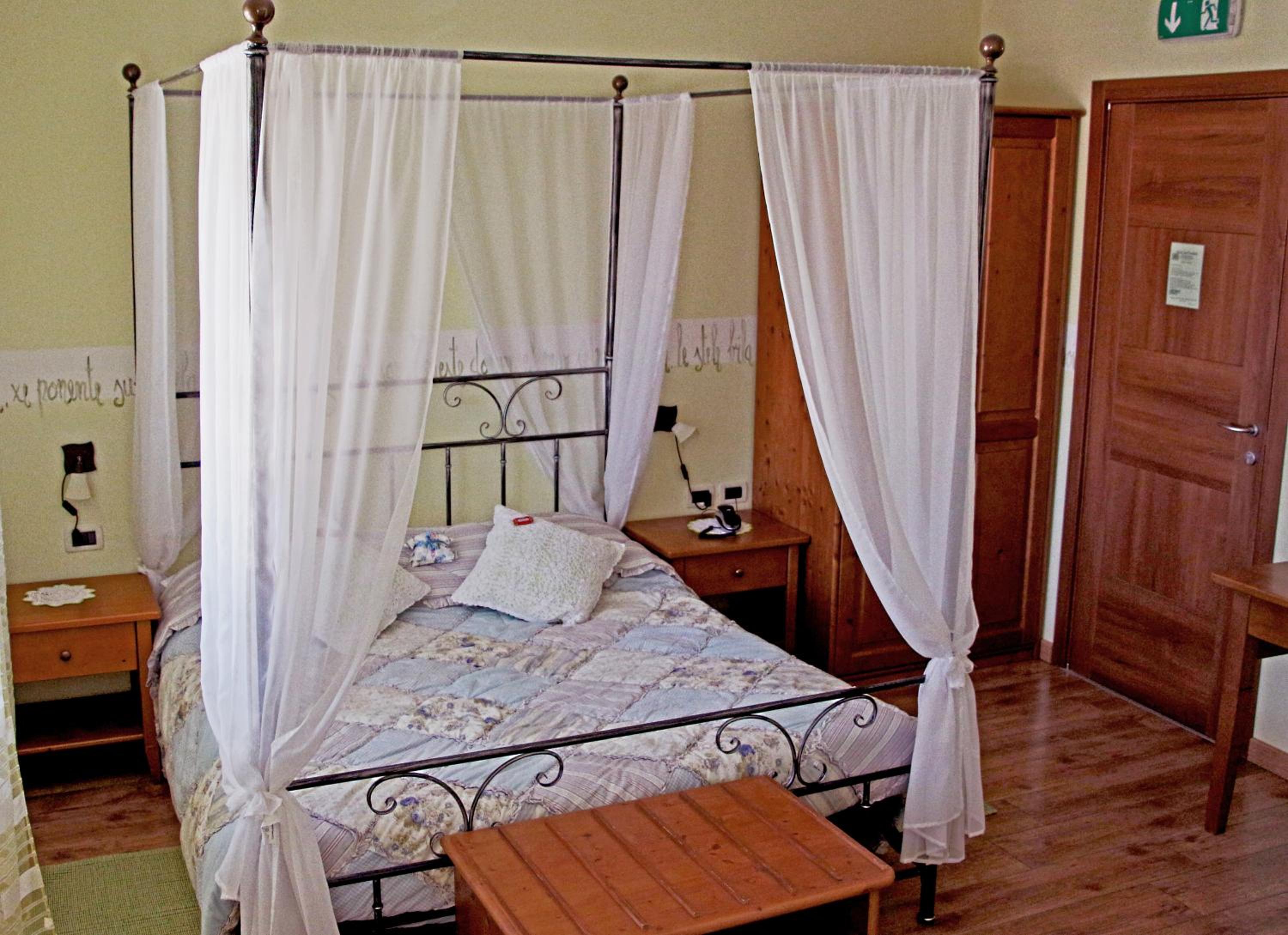 Superior Double Room - Photo 1