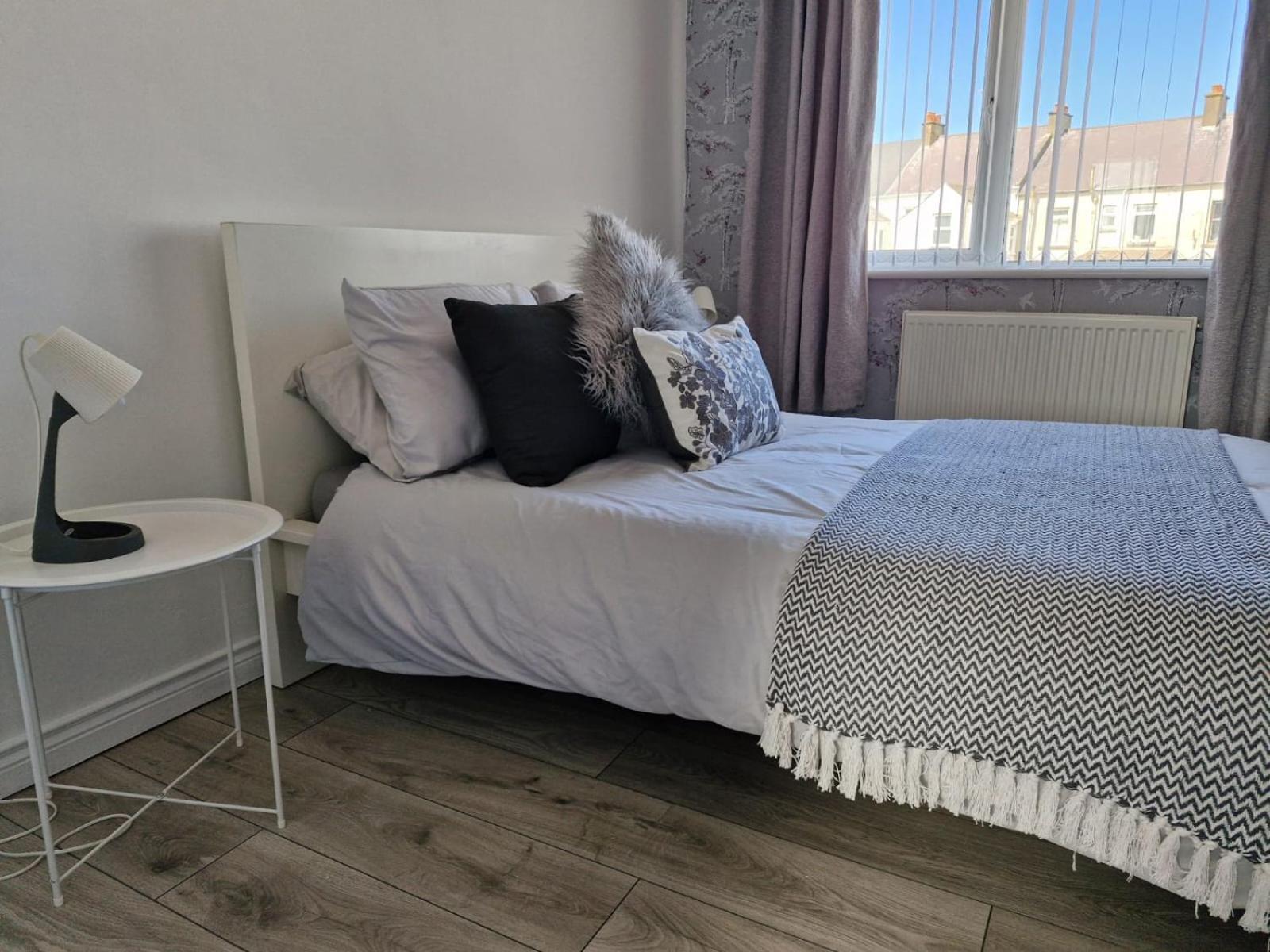 Three-Bedroom House photo 1