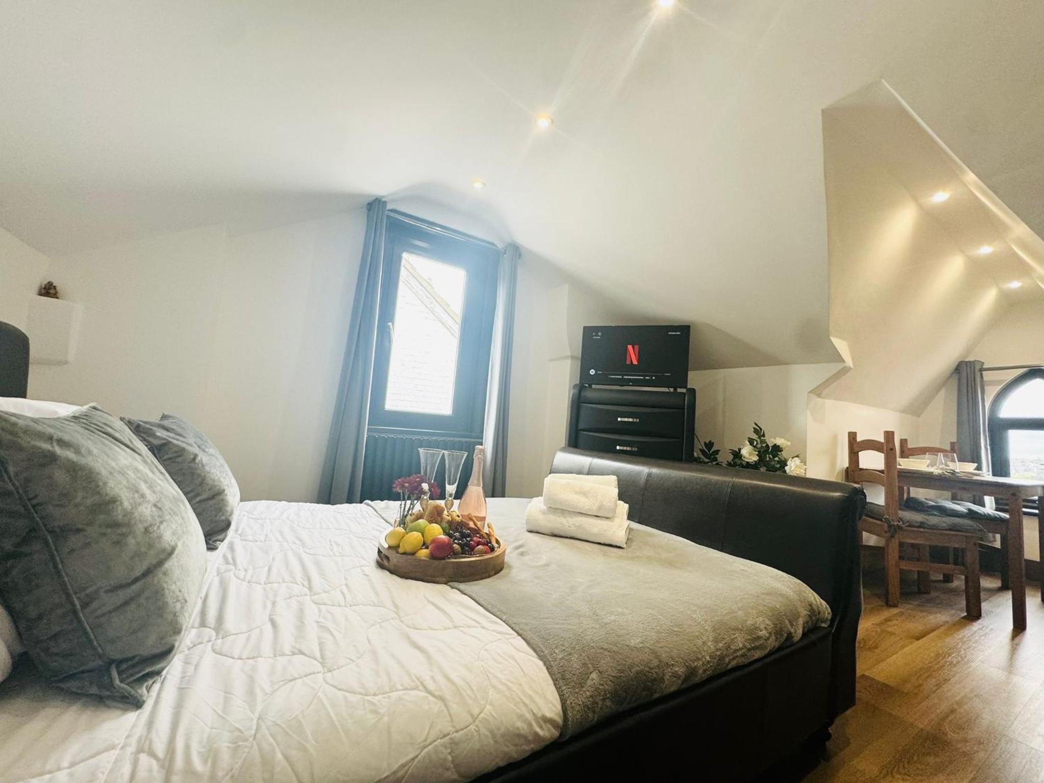 Double Room With Private Bathroom photo 2