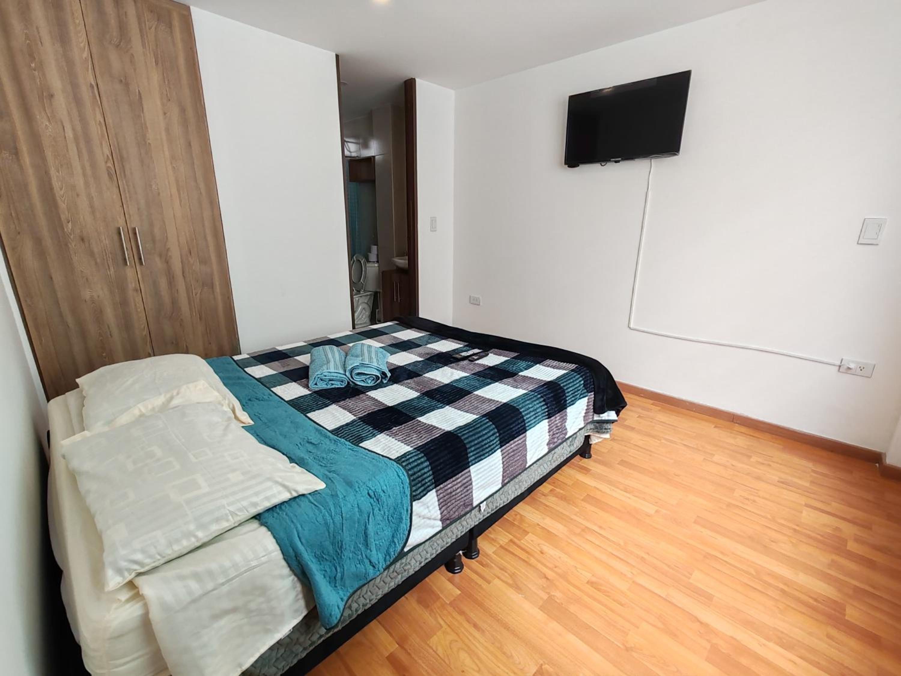 Studio Apartment with One Double Bed photo 1