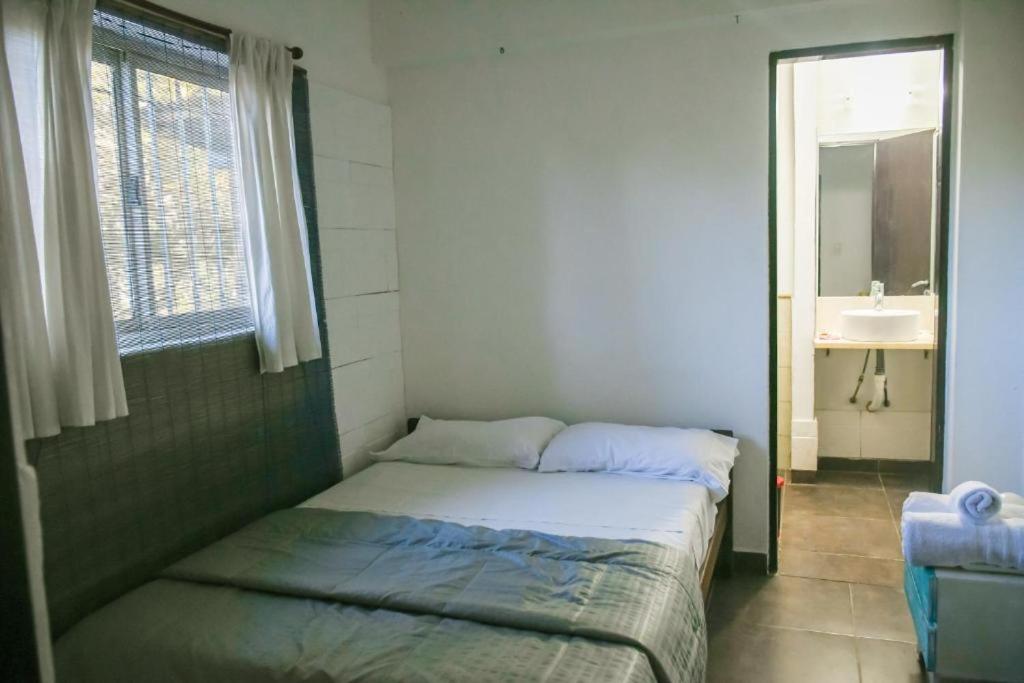 Economy Double Room photo 1