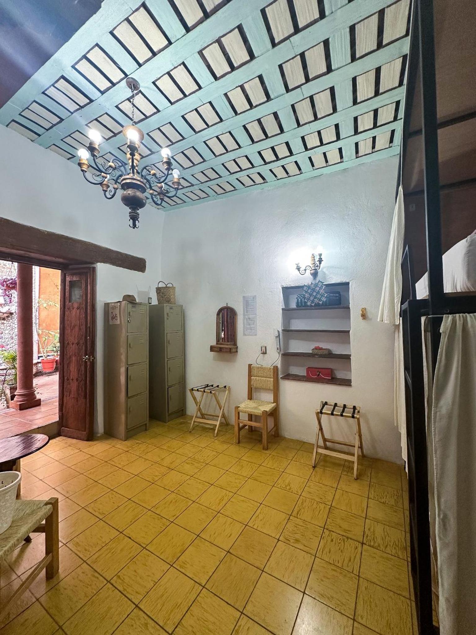 Bed in 8-Bed Mixed Dormitory Room