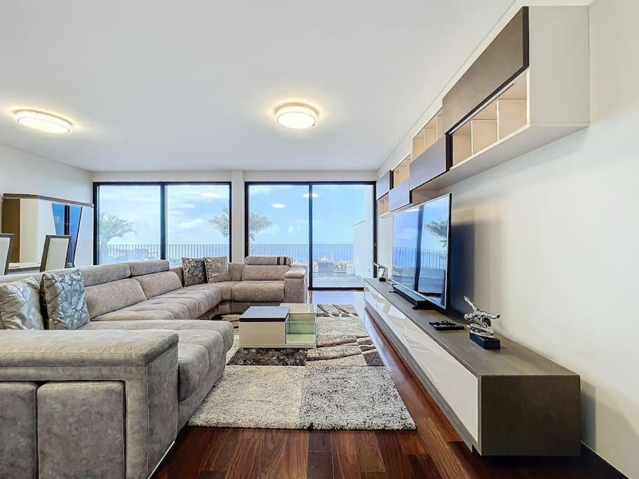 Two-Bedroom Villa photo 2