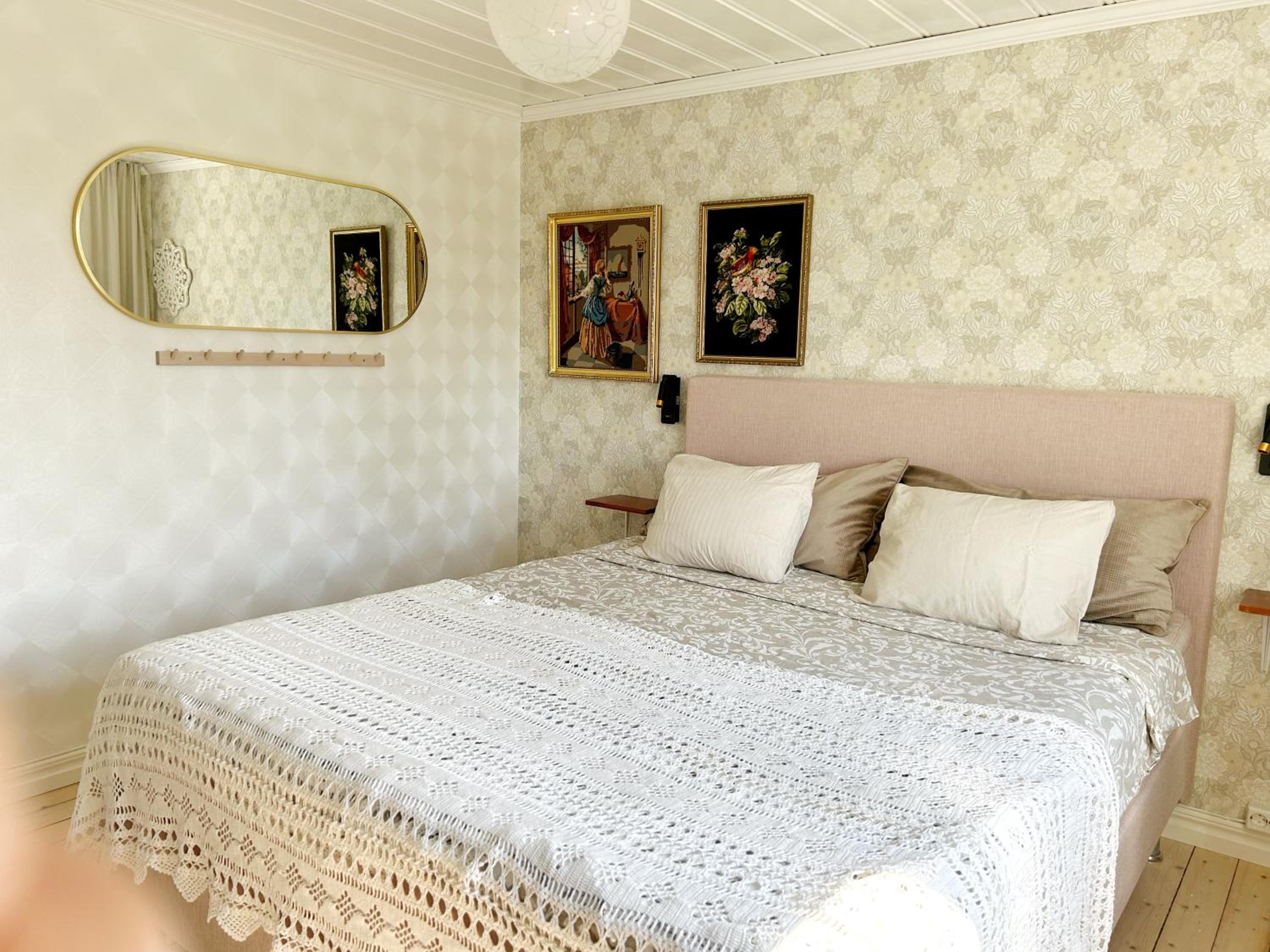 Three-Bedroom House photo 1
