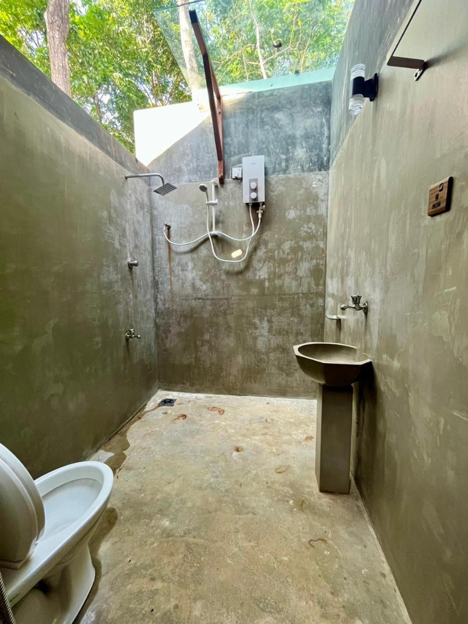 Double Room With Private Bathroom photo 3