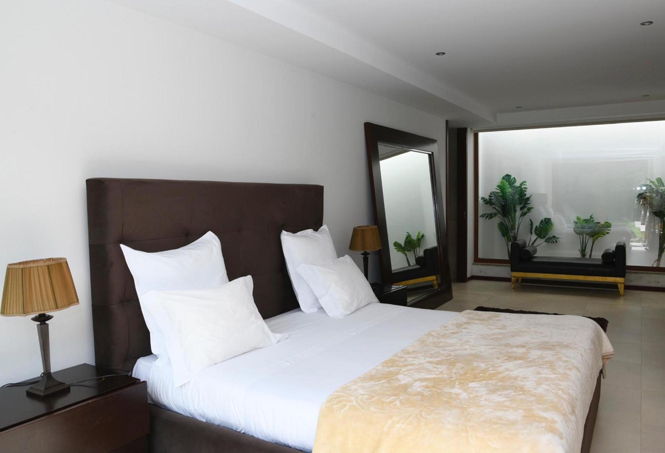 Four-Bedroom Villa photo 1