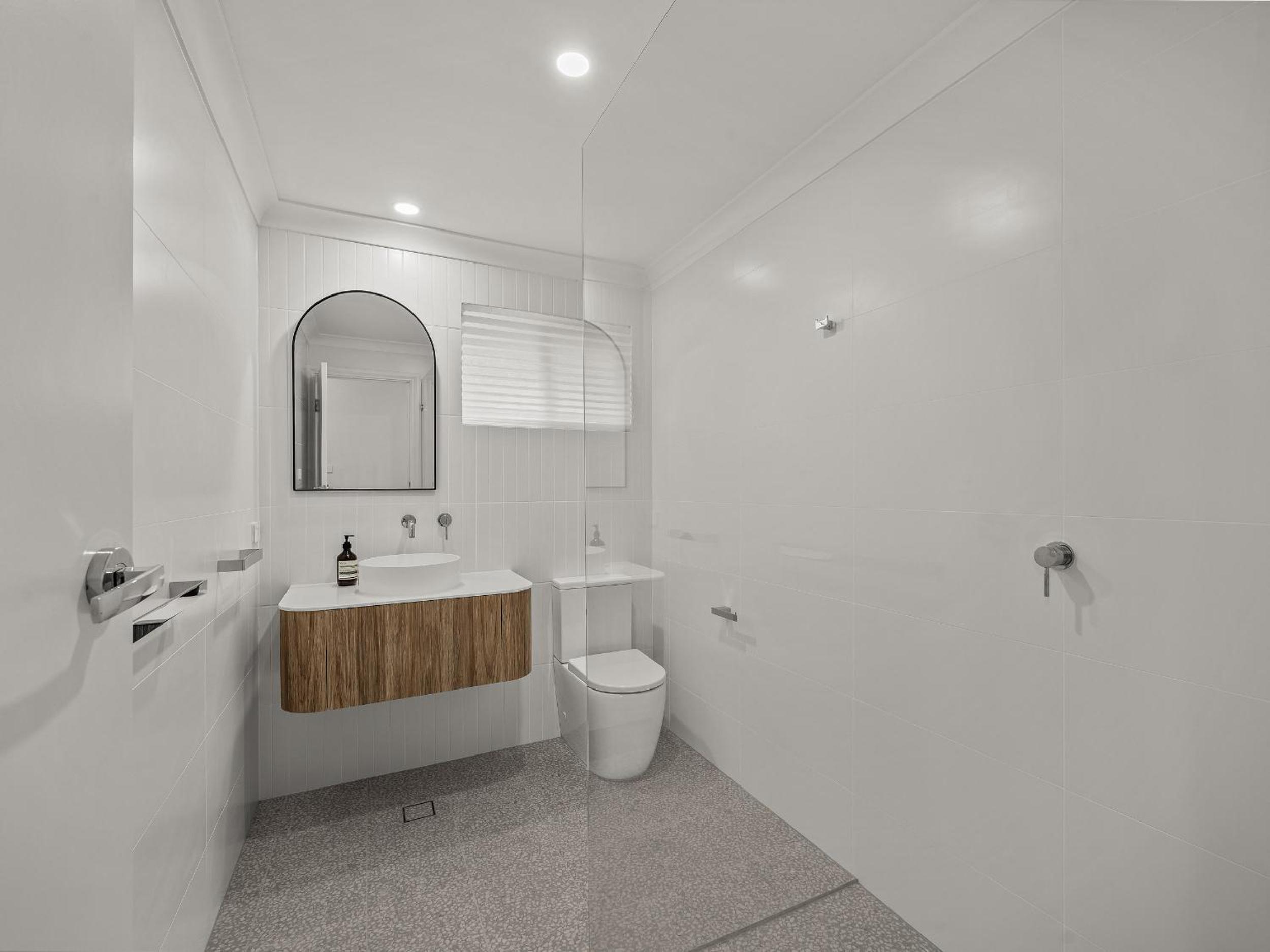 Three-Bedroom House photo 2