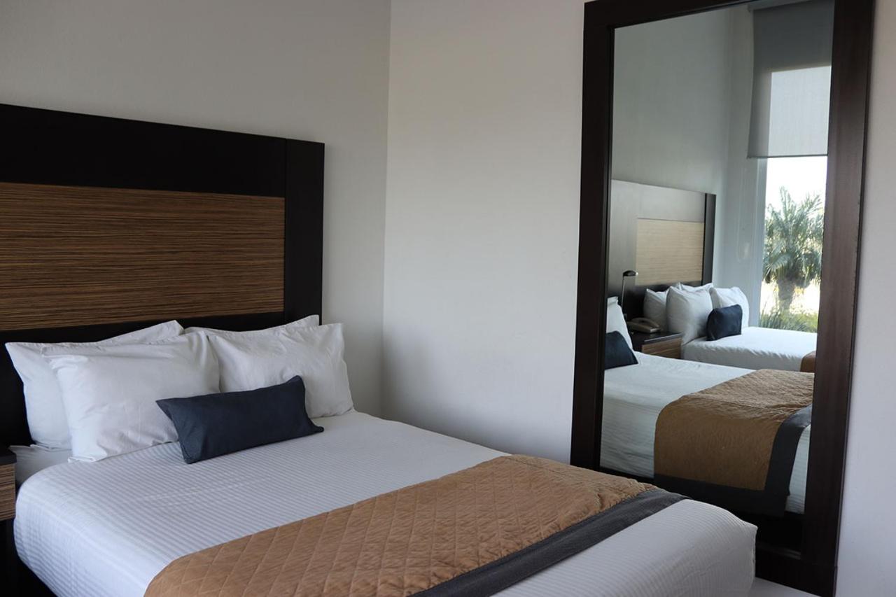 Standard Double Room with Two Double Beds - Photo 3