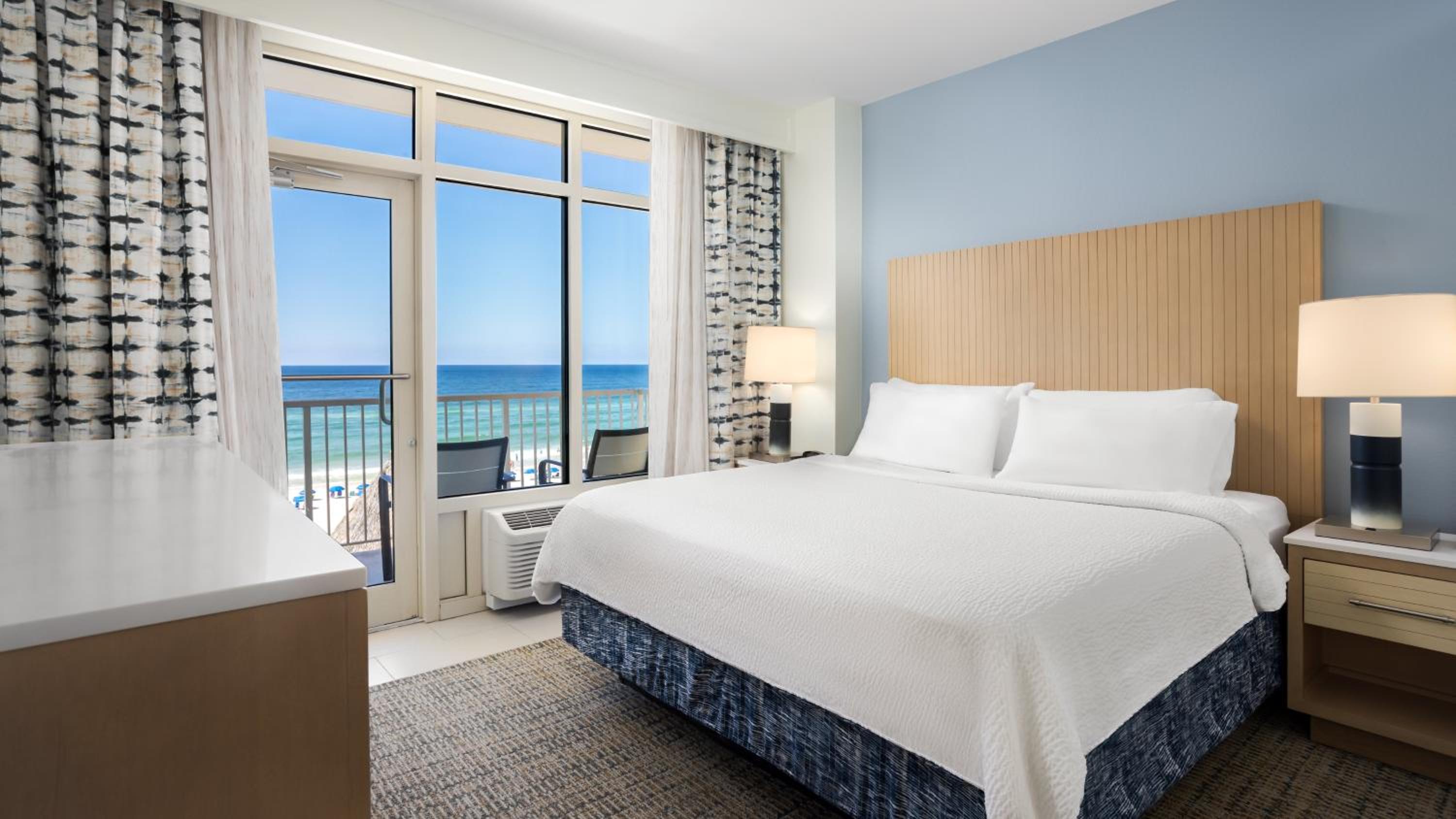 King Suite with One King Bed and One Bunk Bed - Ocean View photo 1