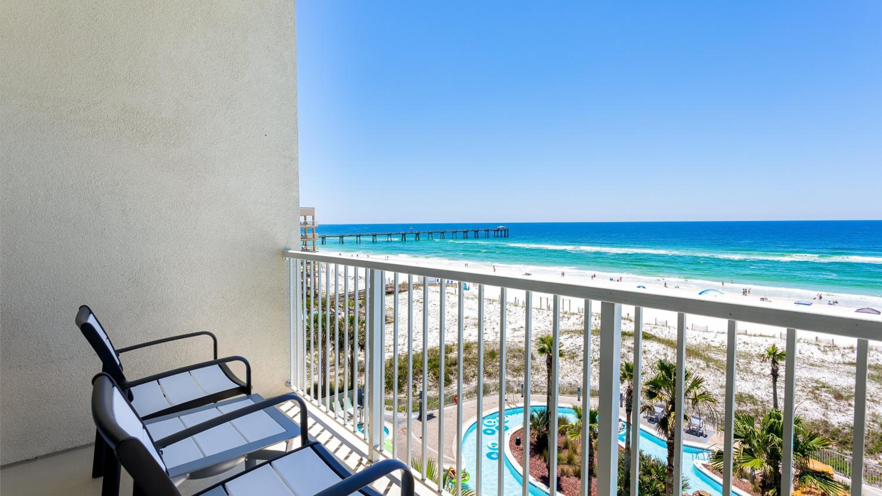 King Suite with Ocean View photo 2