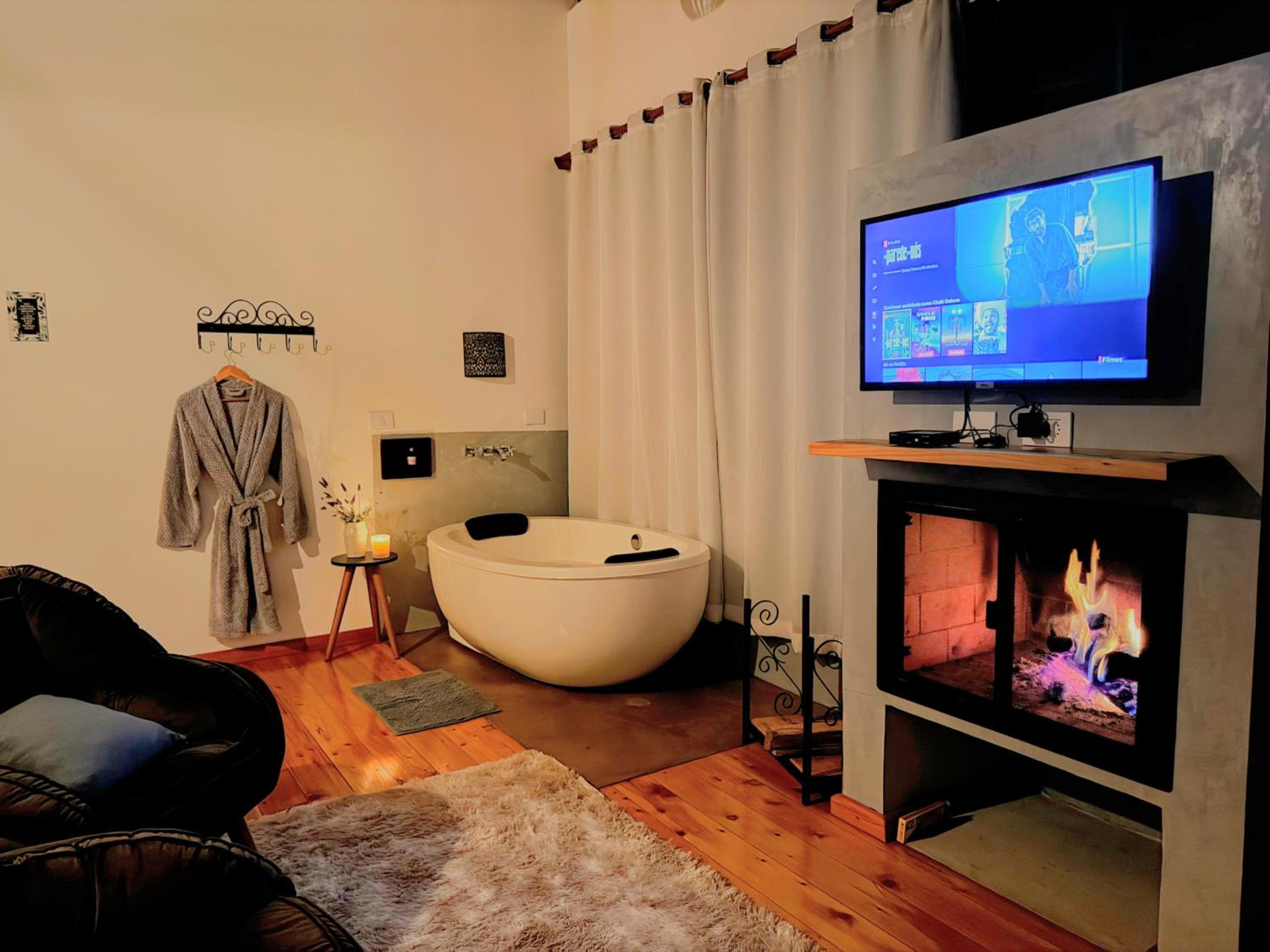 Superior Chalet with Bathtub photo 1