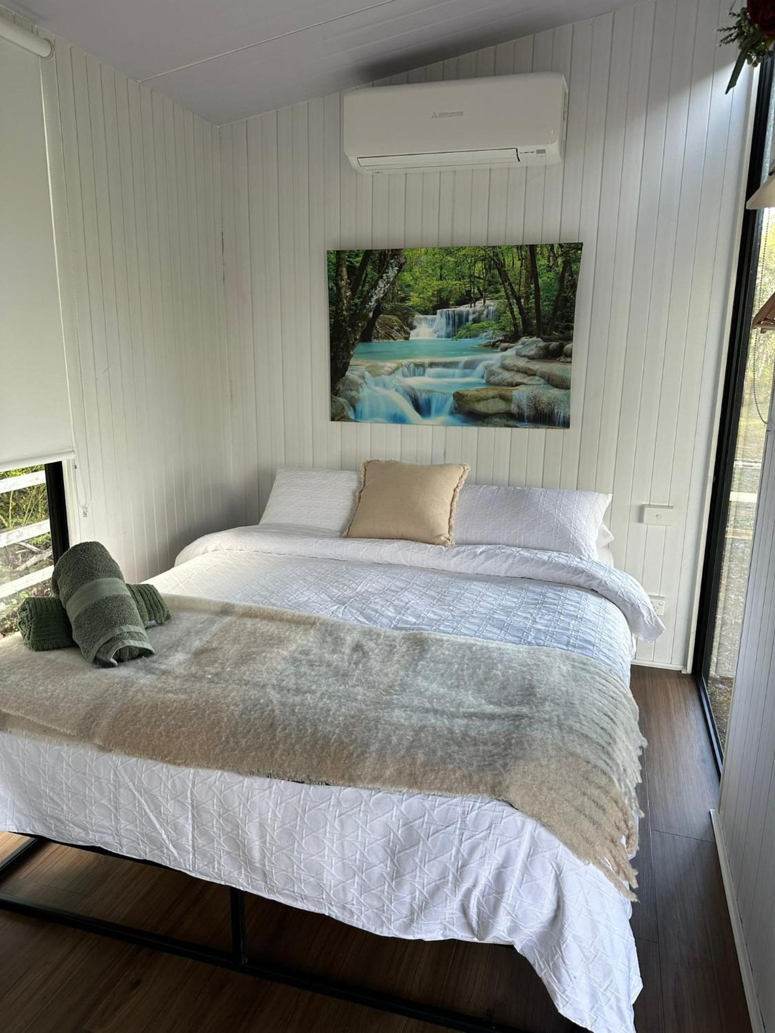 Mobile Home photo 1