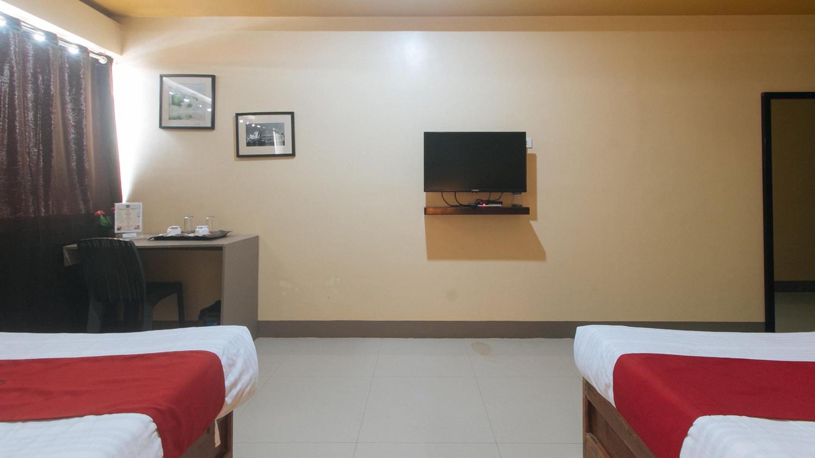 Deluxe Twin Room - Photo 4
